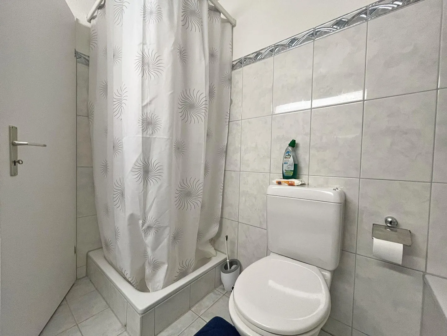 3.5-Zimmer Wohnung in Winkel - Foto 7 von 9