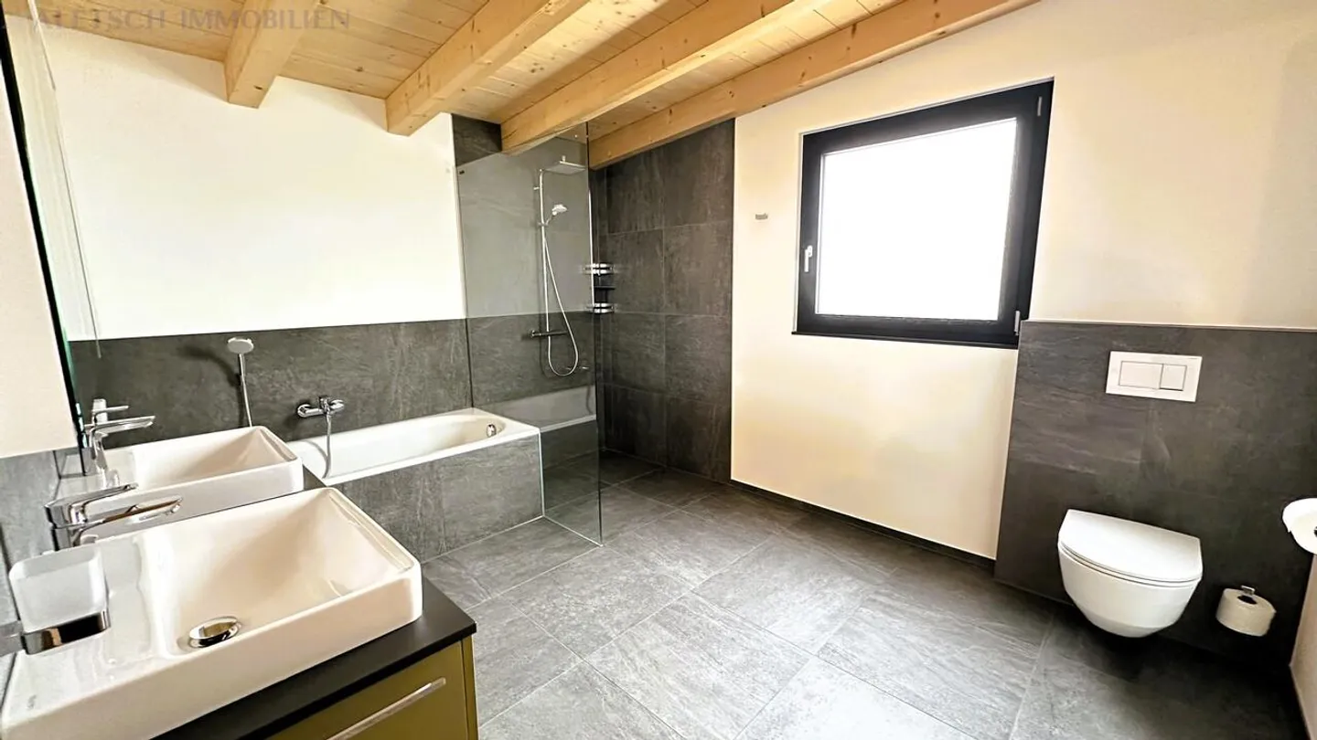 Casa unifamiliare di nuova costruzione a Susten - moderna, accogliente, a contatto con la natura - Foto 11 di 16