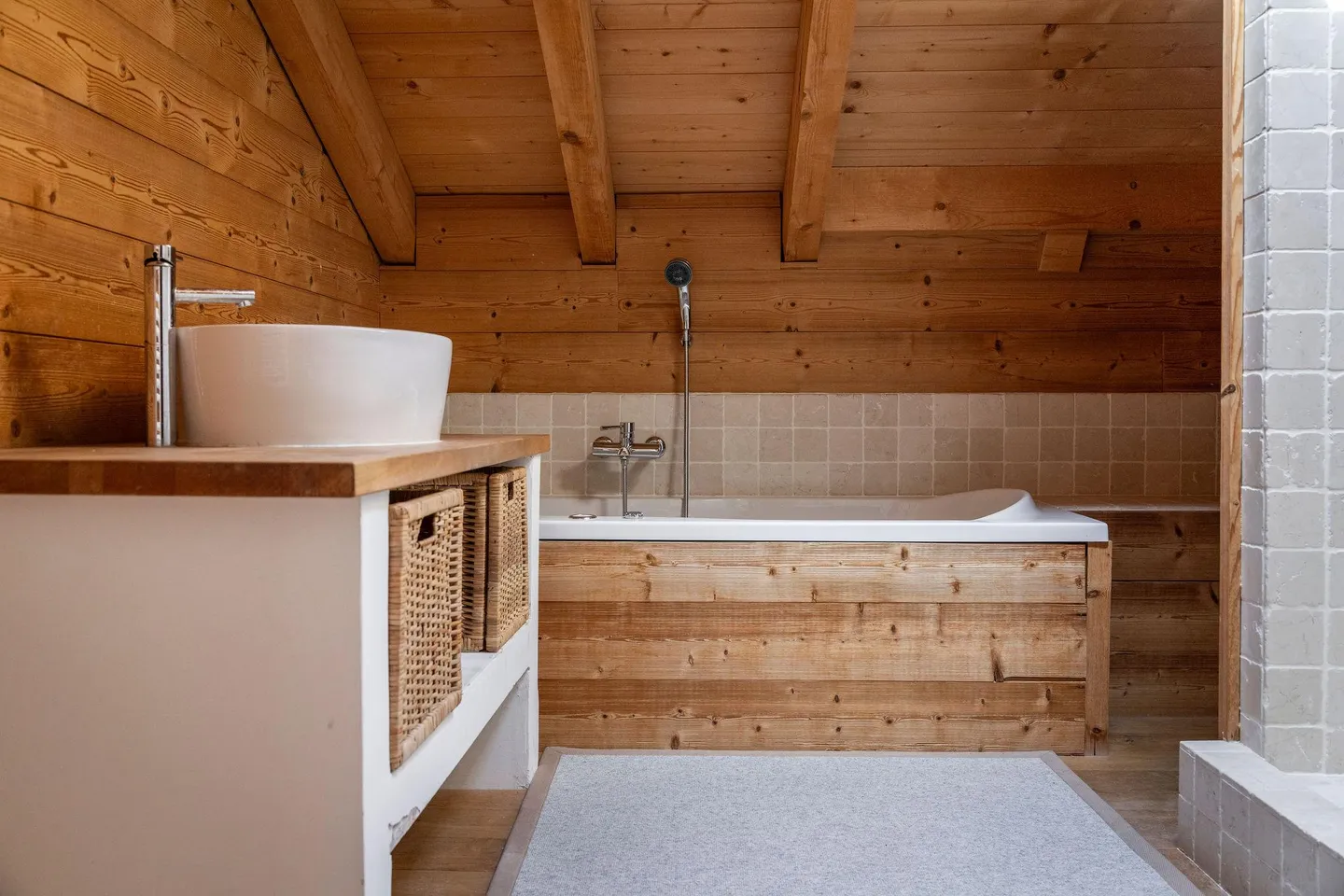 Chalet for sale - Photo 9 of 18