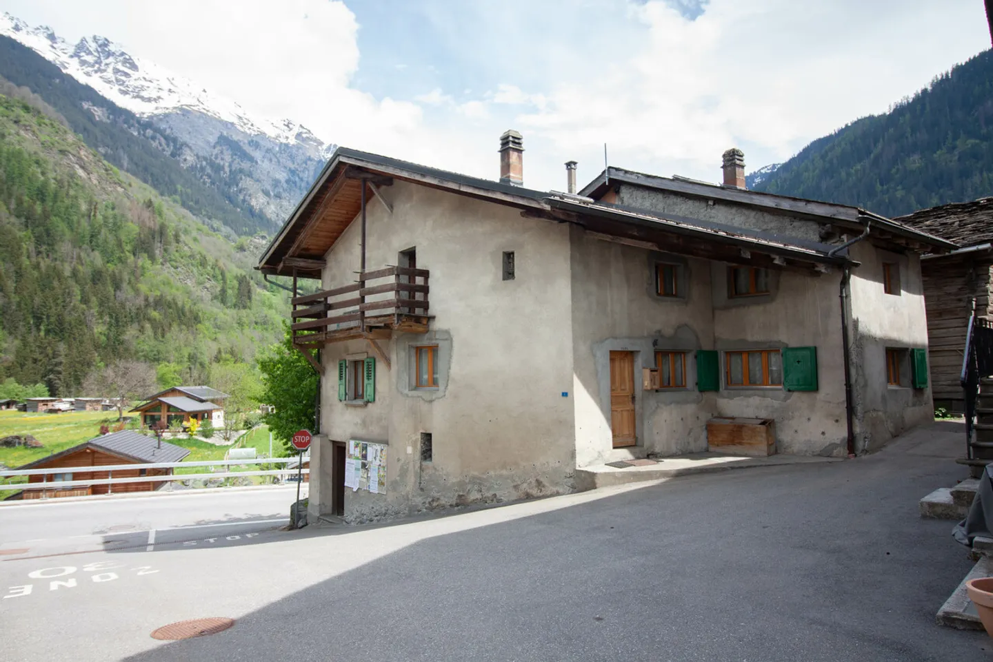 Casa singola in affitto - Foto 1 di 10
