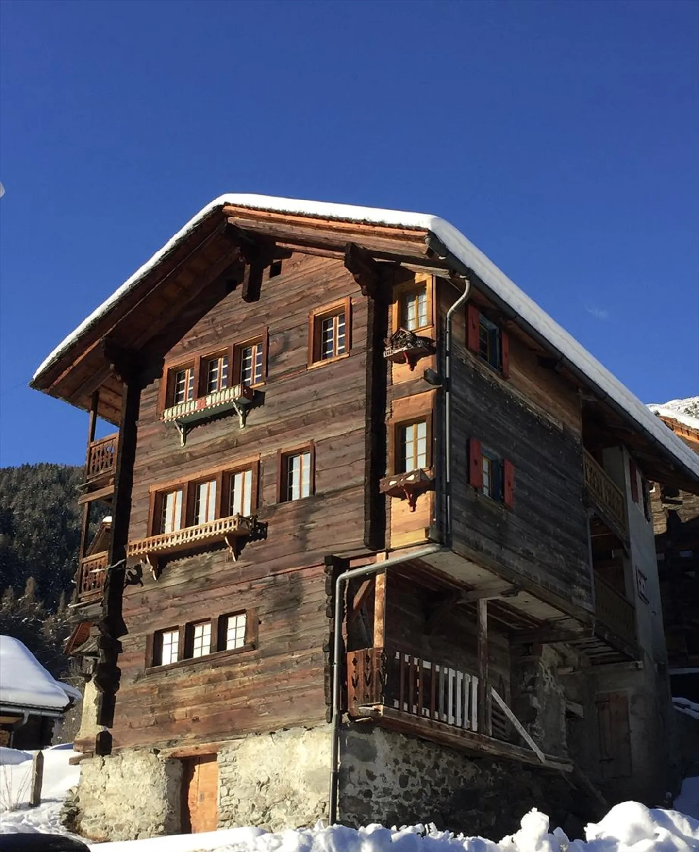 8-Room Chalet - Photo 1 of 20