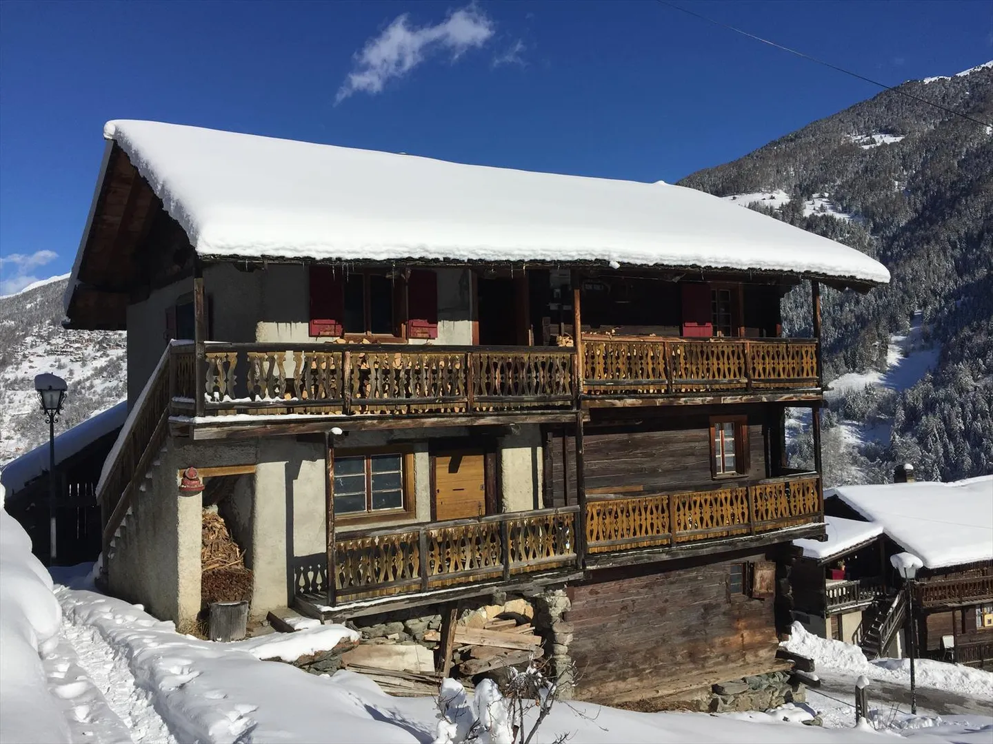 8-Room Chalet - Photo 3 of 20