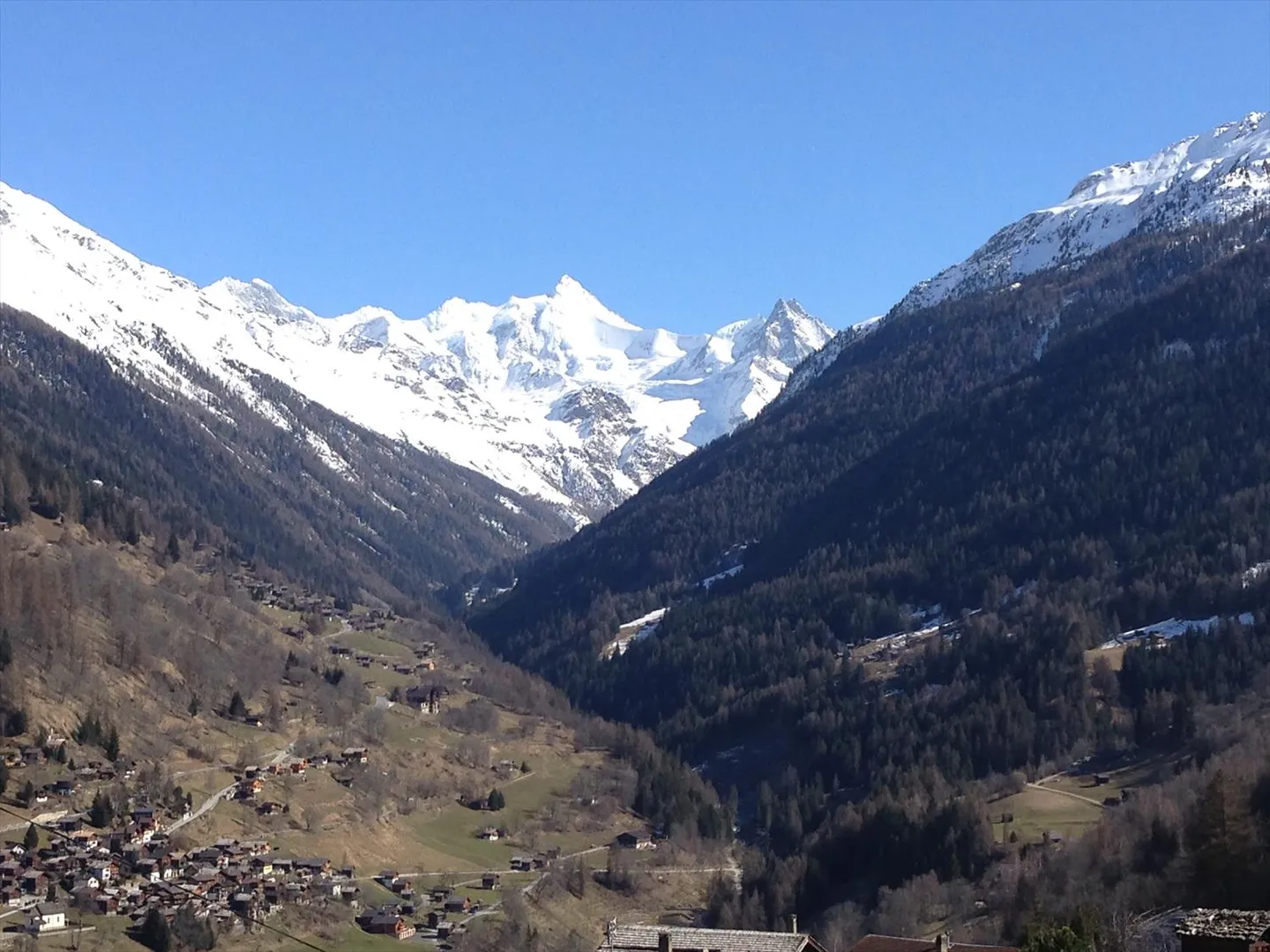 8-Room Chalet - Photo 7 of 20