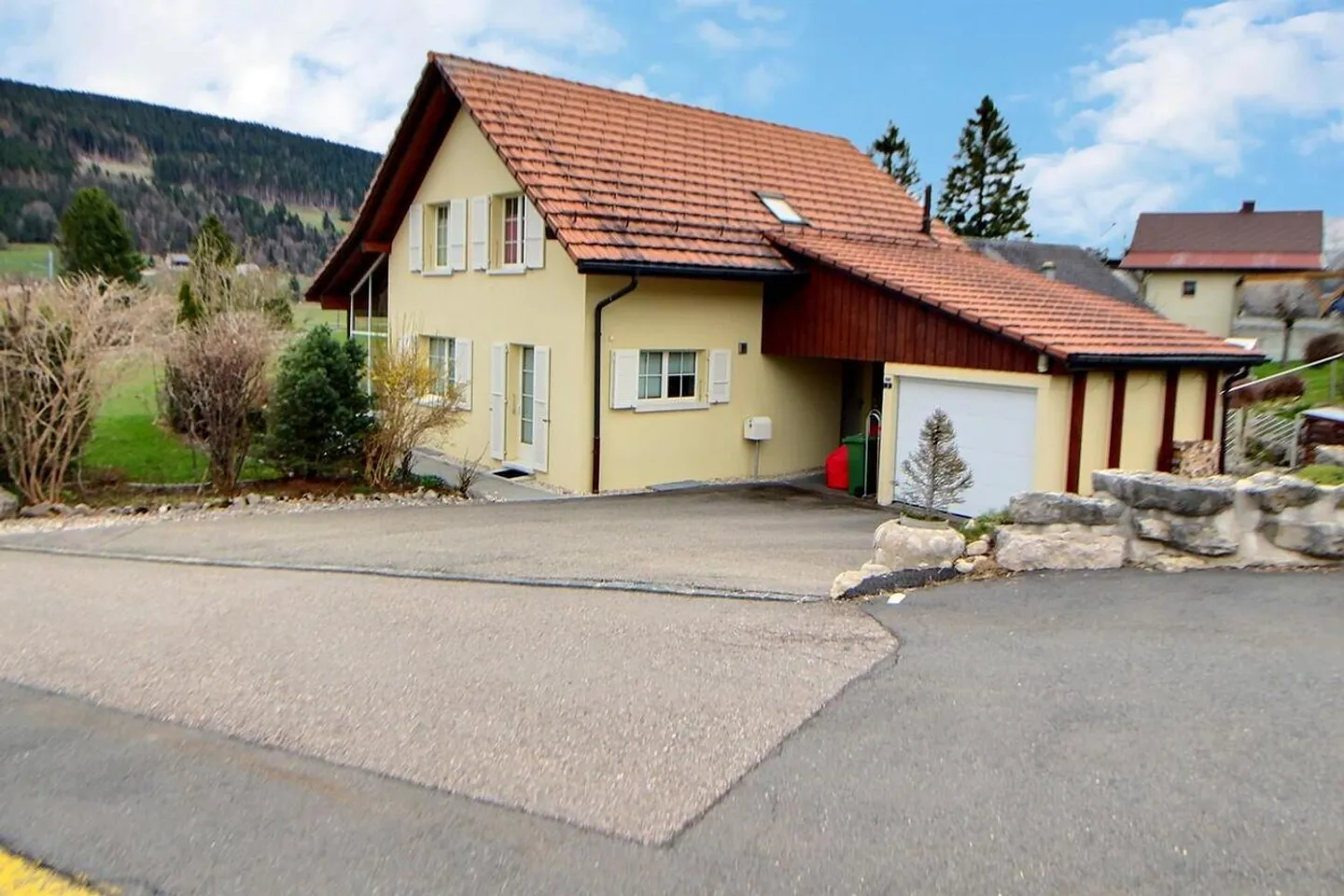 MOLTO BELLA CASA INDIVIDUALE IN VIAGER OCCUPATO SENZA AFFITTO - Foto 1 di 8