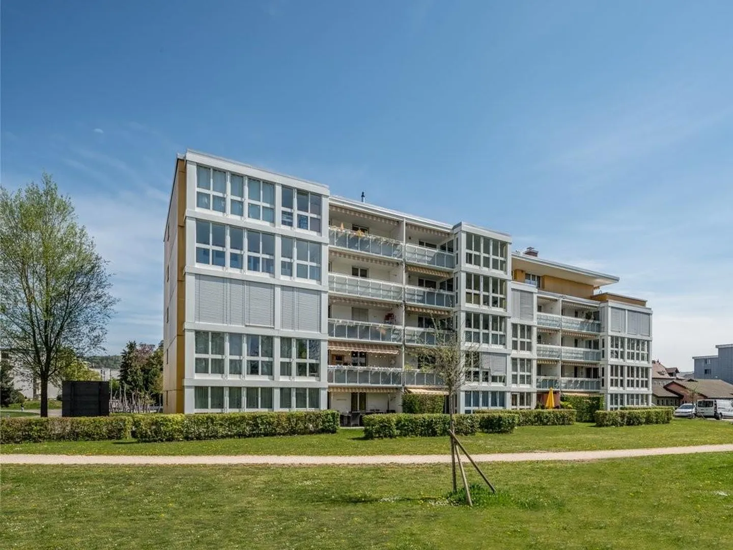 LOUER SANS CAUTION - Vivre agréablement dans un quartier familial - Photo 1 sur 8