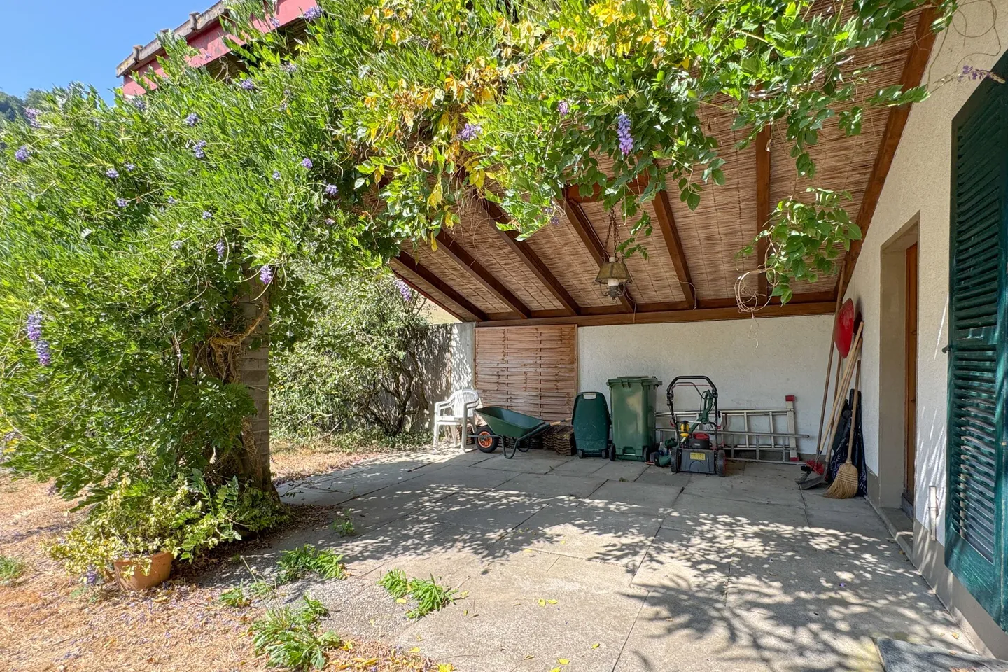 Geräumiges Einfamilienhaus mit Privatsphäre - Foto 4 von 13