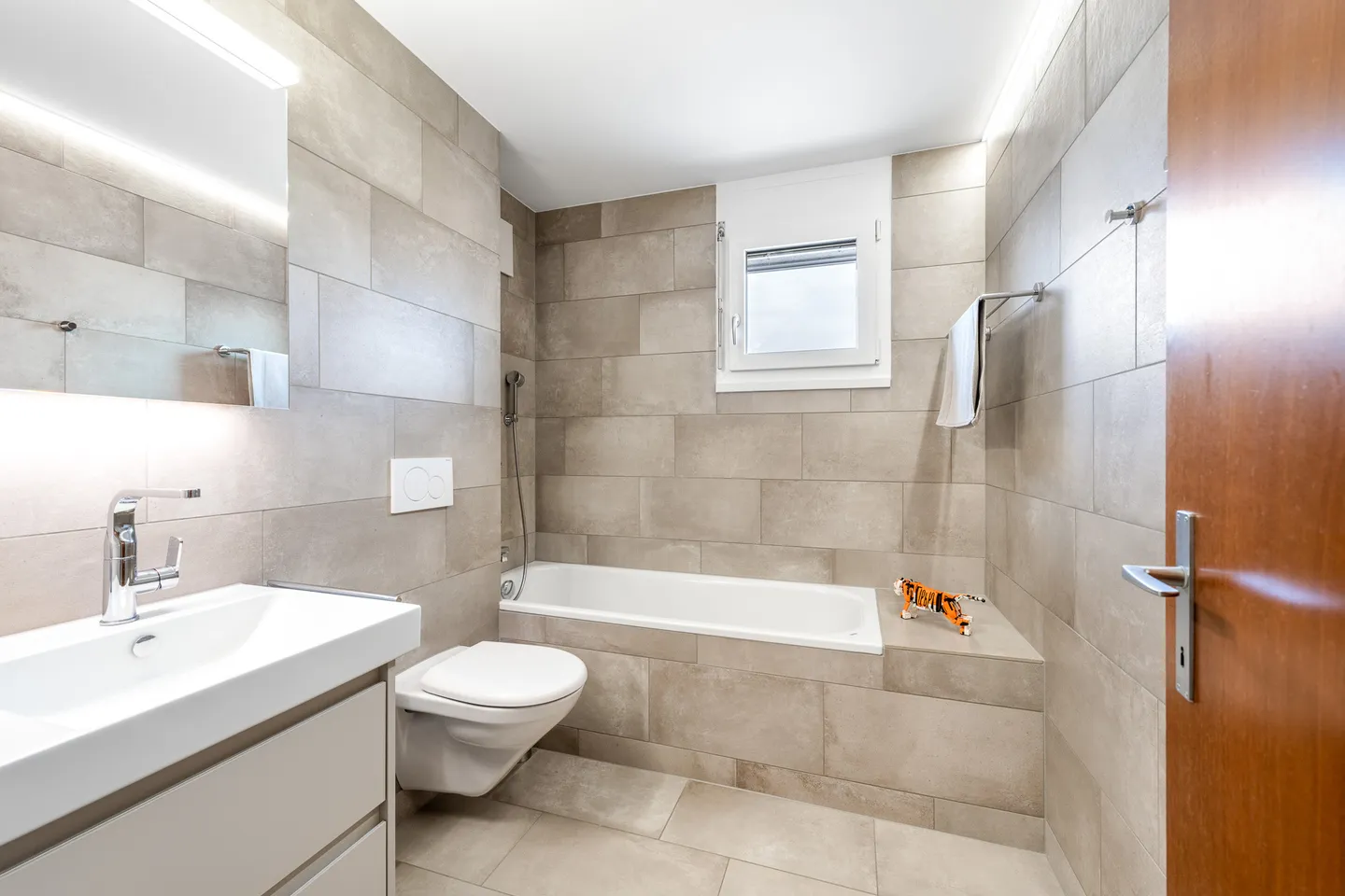 Gemütliche 4.5-Zimmer Dachwohnung mit viel Charme - Foto 5 di 13