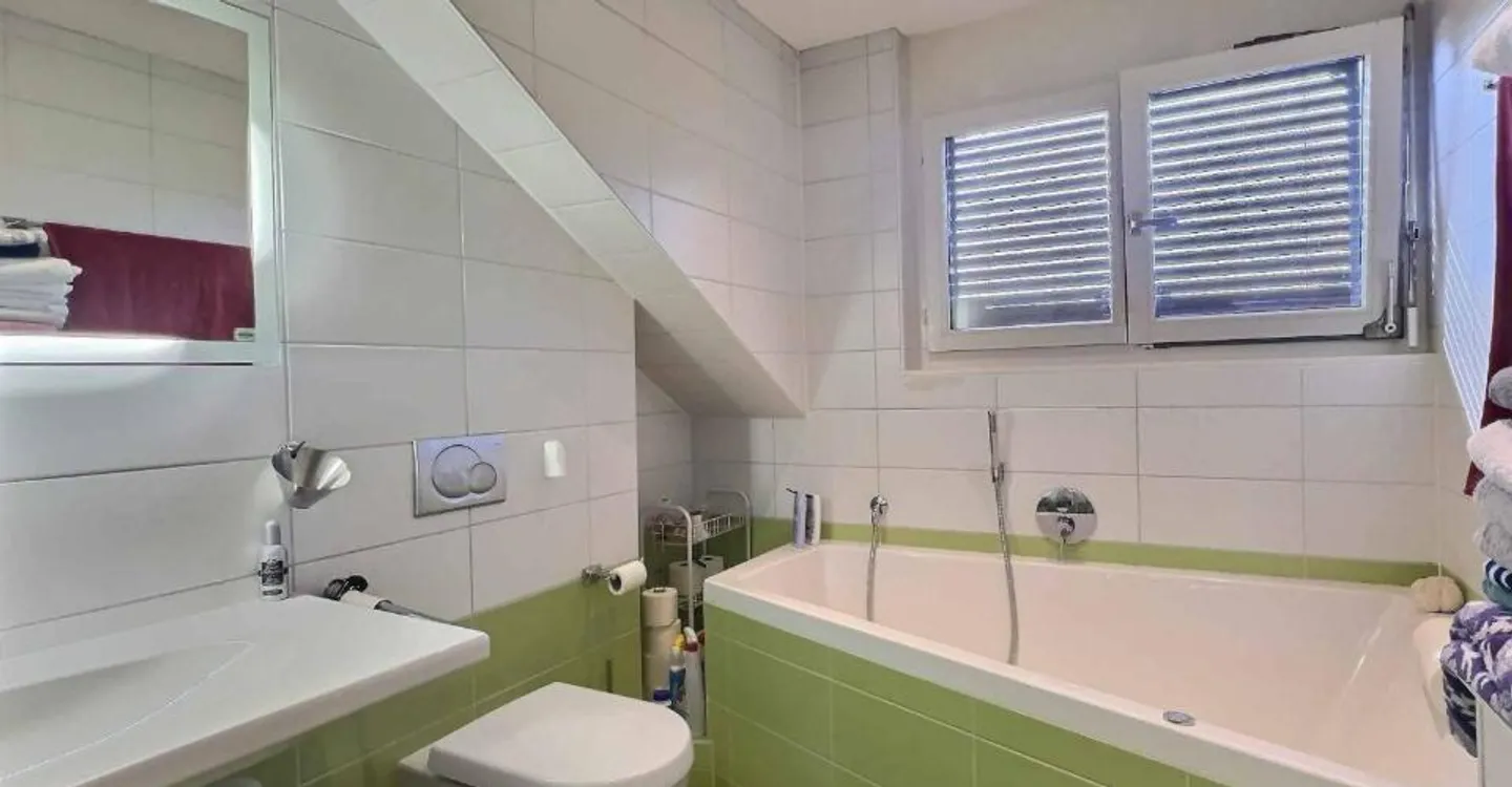 Charmant appartement mansardé à Tavel - Photo 5 sur 7