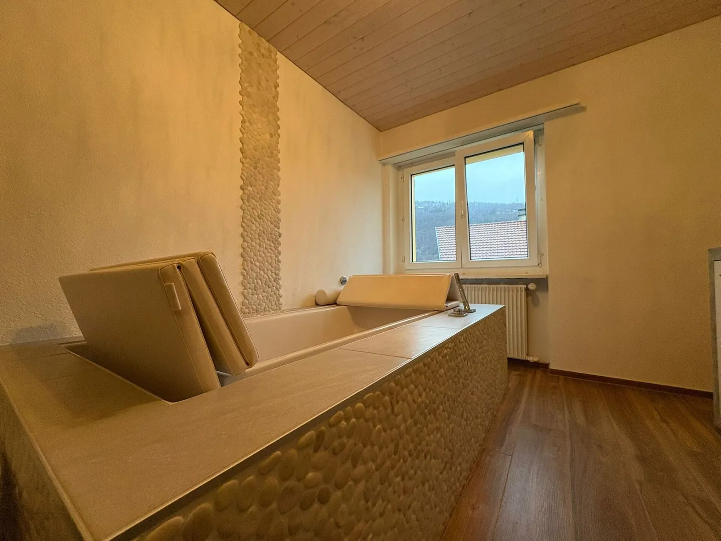 Geräumige Wohnung mit Garten - Foto 7 von 10