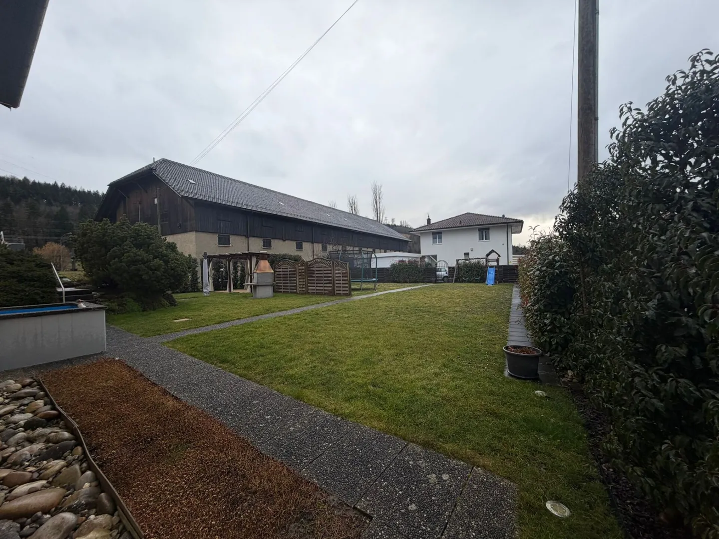 Geräumige Wohnung mit Garten - Foto 9 von 10