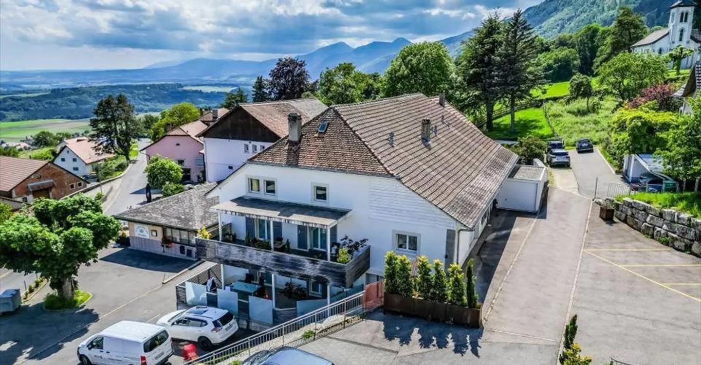 Edificio in affitto a Villars-Burquin - Foto 1 di 11