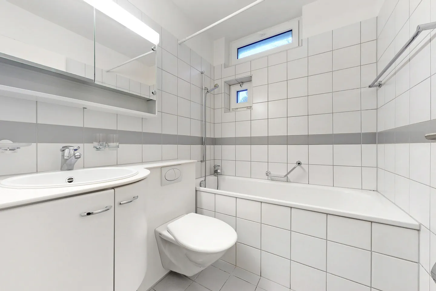 Appartamento accogliente con 3 camere nel parco residenziale Jurintra! - Foto 7 di 8