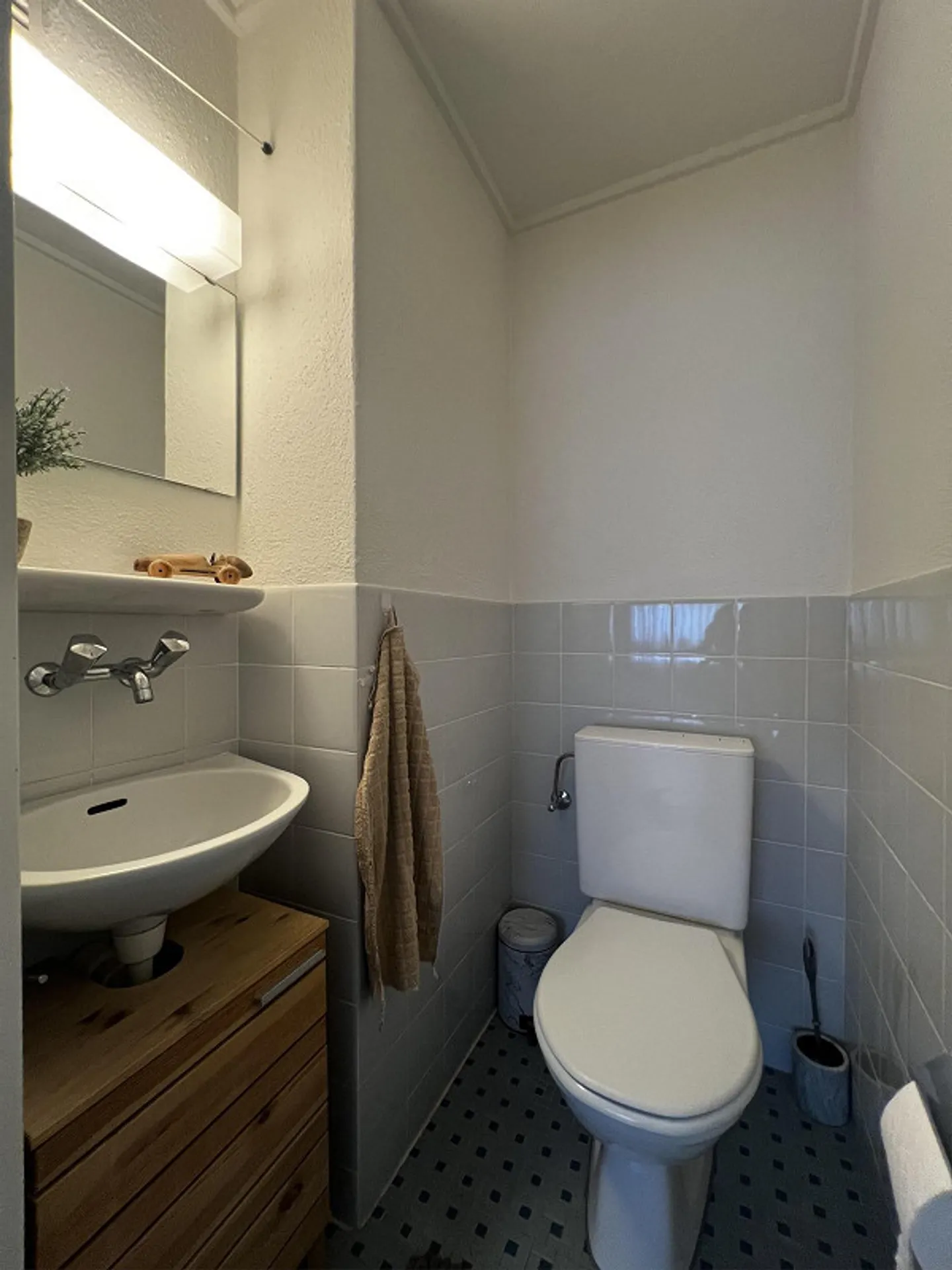 Subtenant for 4.5 room apartment starting 01.01.2027 - Photo 3 of 11