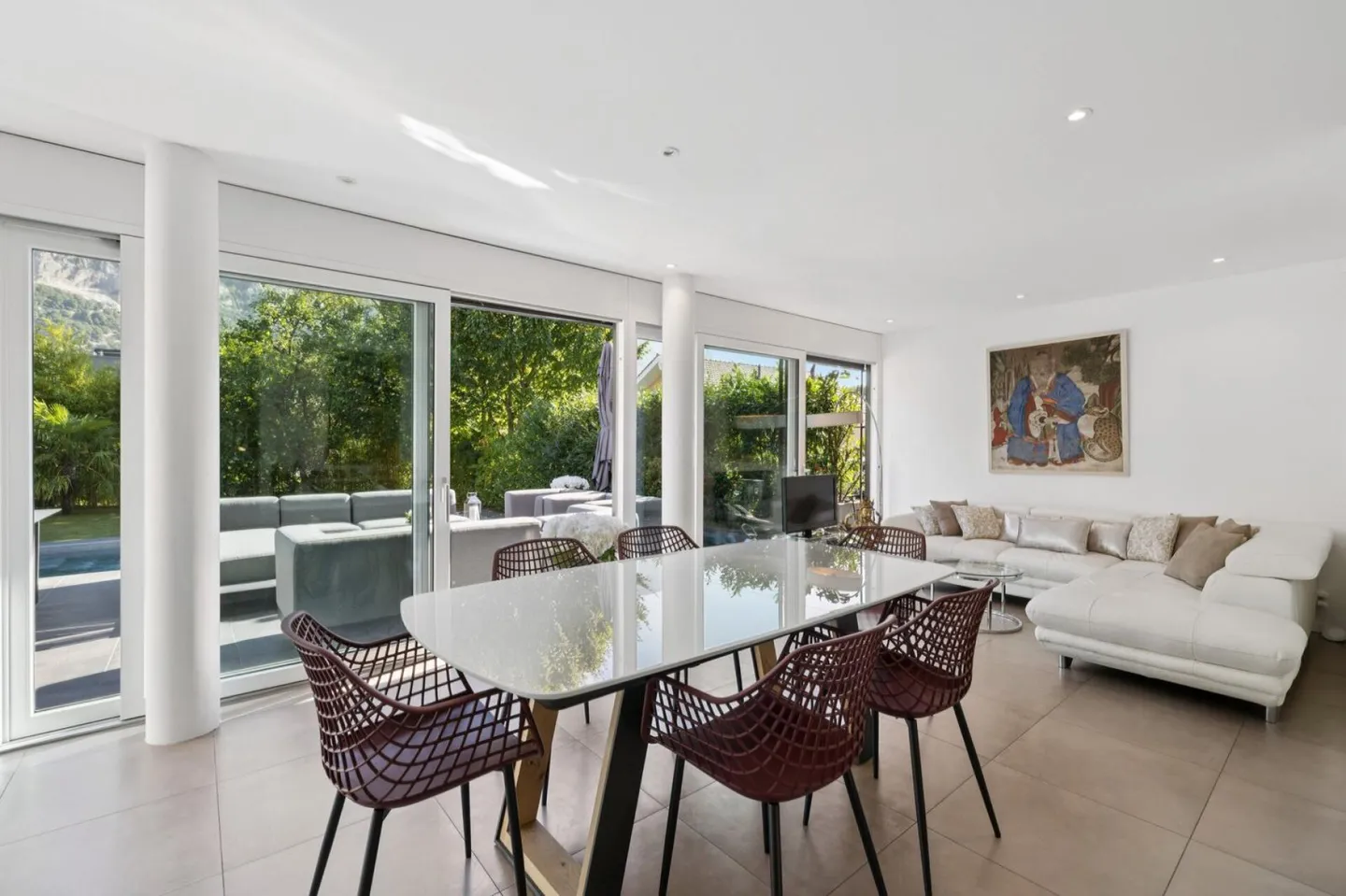 Elegante Villa mit Pool in Veyrier - Foto 2 von 10