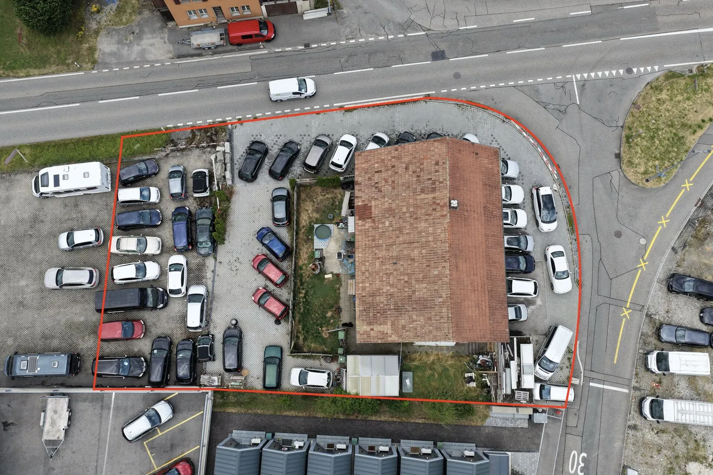 Proprietà commerciale flessibile con unità residenziale sulla strada principale - Foto 5 di 5