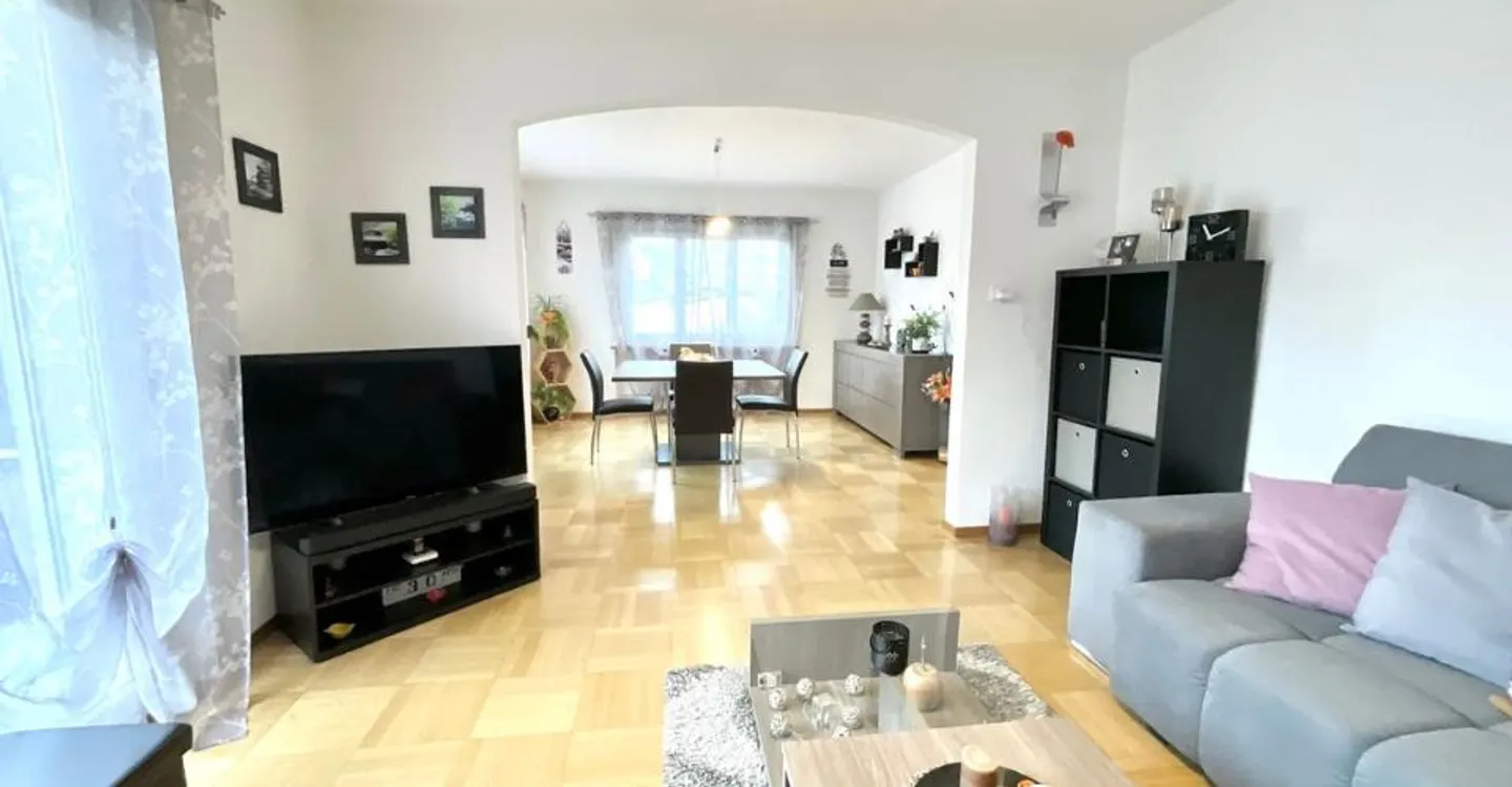 Appartamento 3,5 locali di 80 m² con balcone - Foto 4 di 8