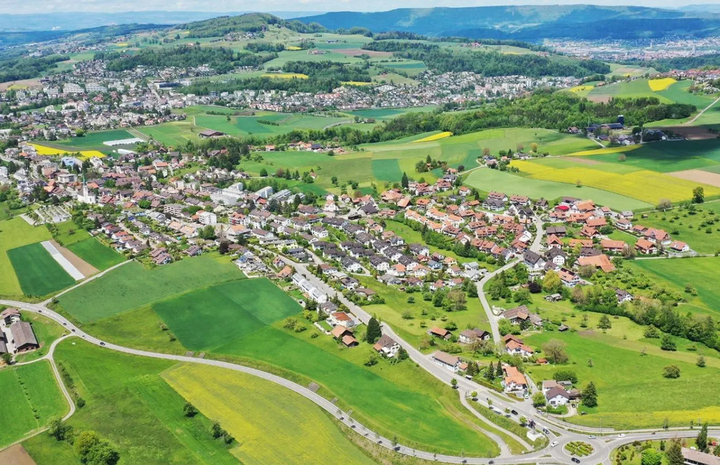 Exclusive 5.5-room semi-detached house with panoramic view in Berikon - Photo 7 of 7