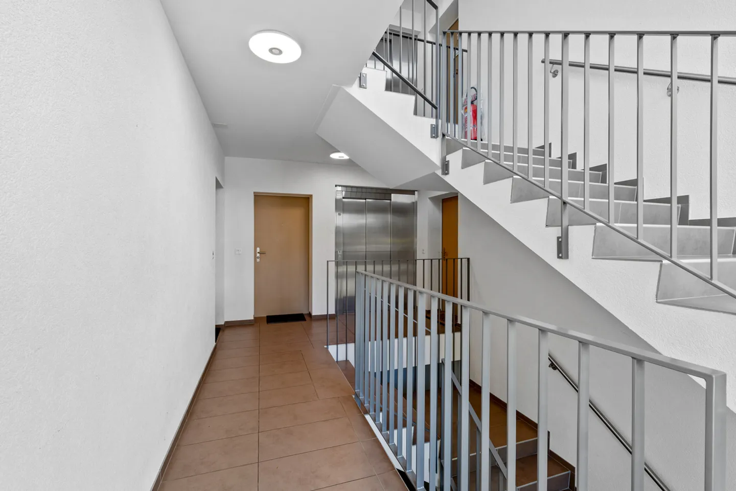 Very beautiful new 2.5-room apartment on the ground floor - Photo 5 of 23