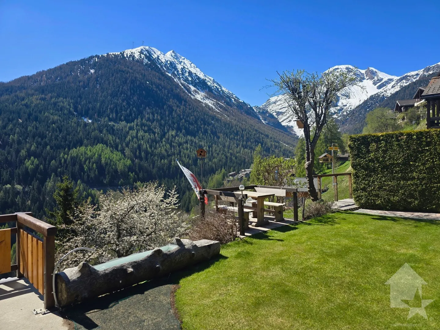 Magnifique chalet avec 2 places de parc extérieures - Photo 18 sur 35