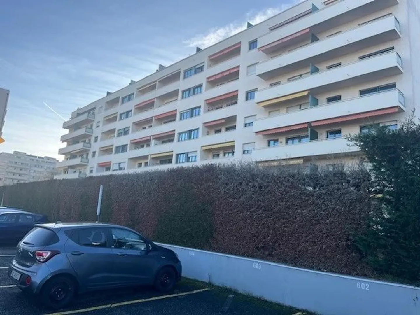 Geräumige Wohnung mit Seeblick - Foto 1 von 9