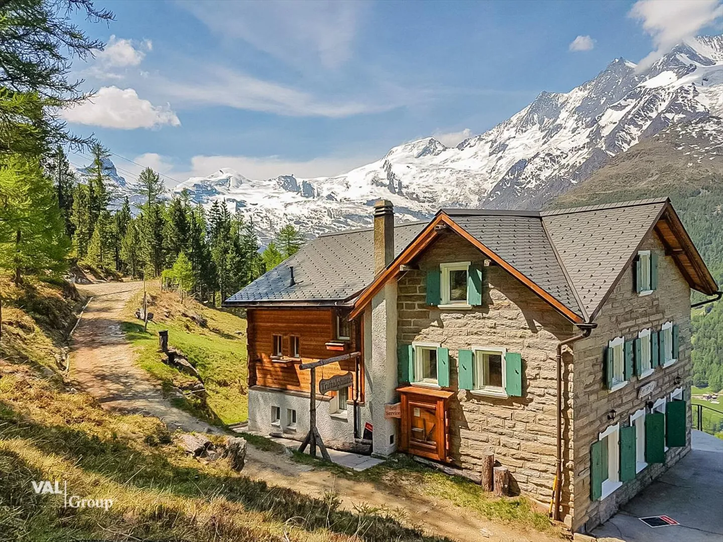 Bellissima locanda di montagna Triftalp con grande potenziale e numerosi punti salienti - Foto 1 di 13