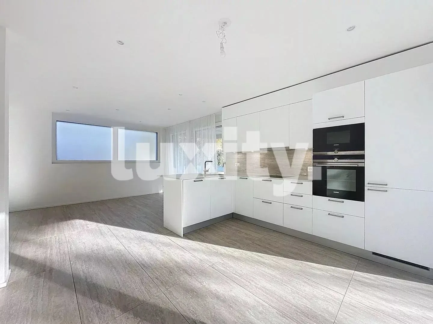 5-Zimmer-Wohnung - Foto 1 von 4