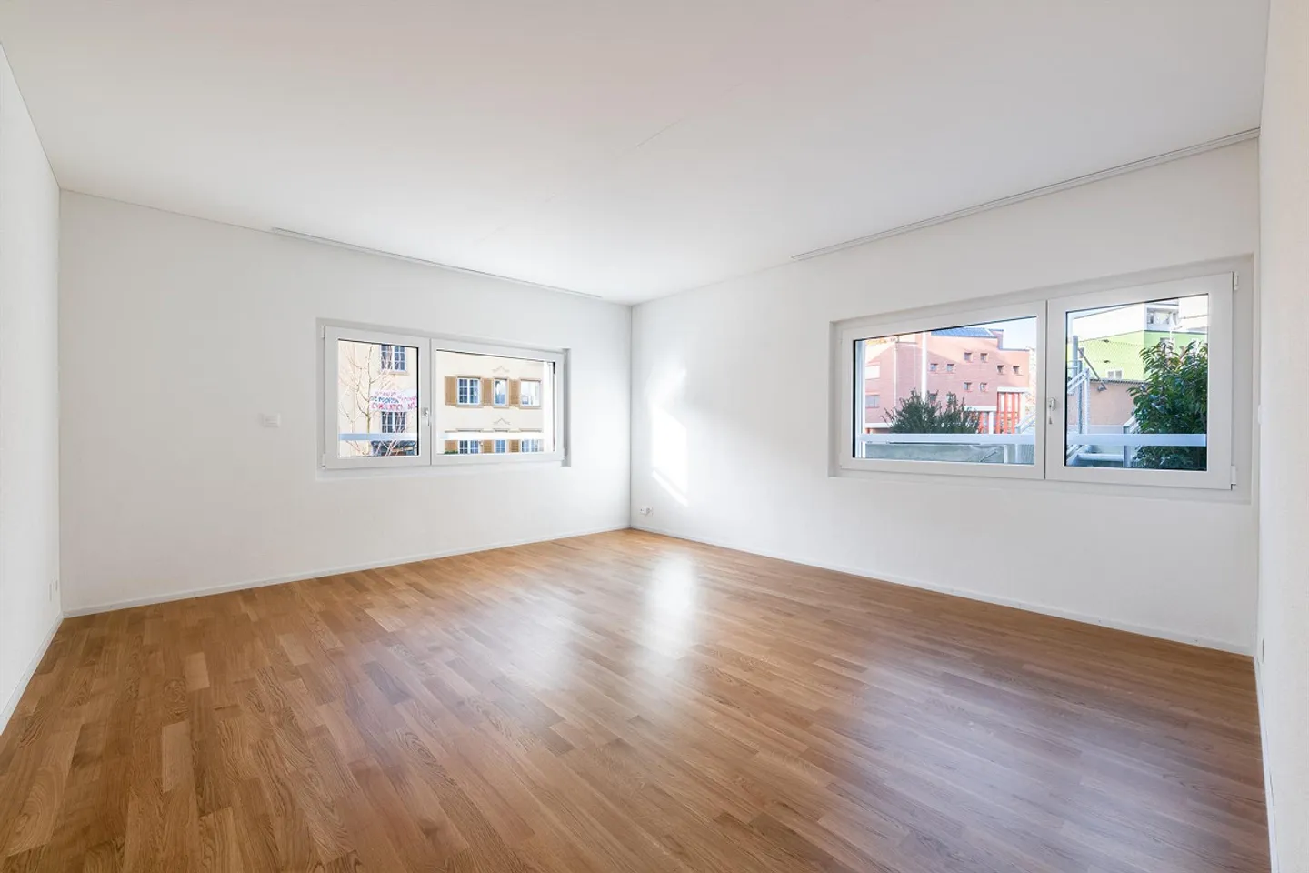 Small apartment near the cantonal hospital - Photo 1 of 4