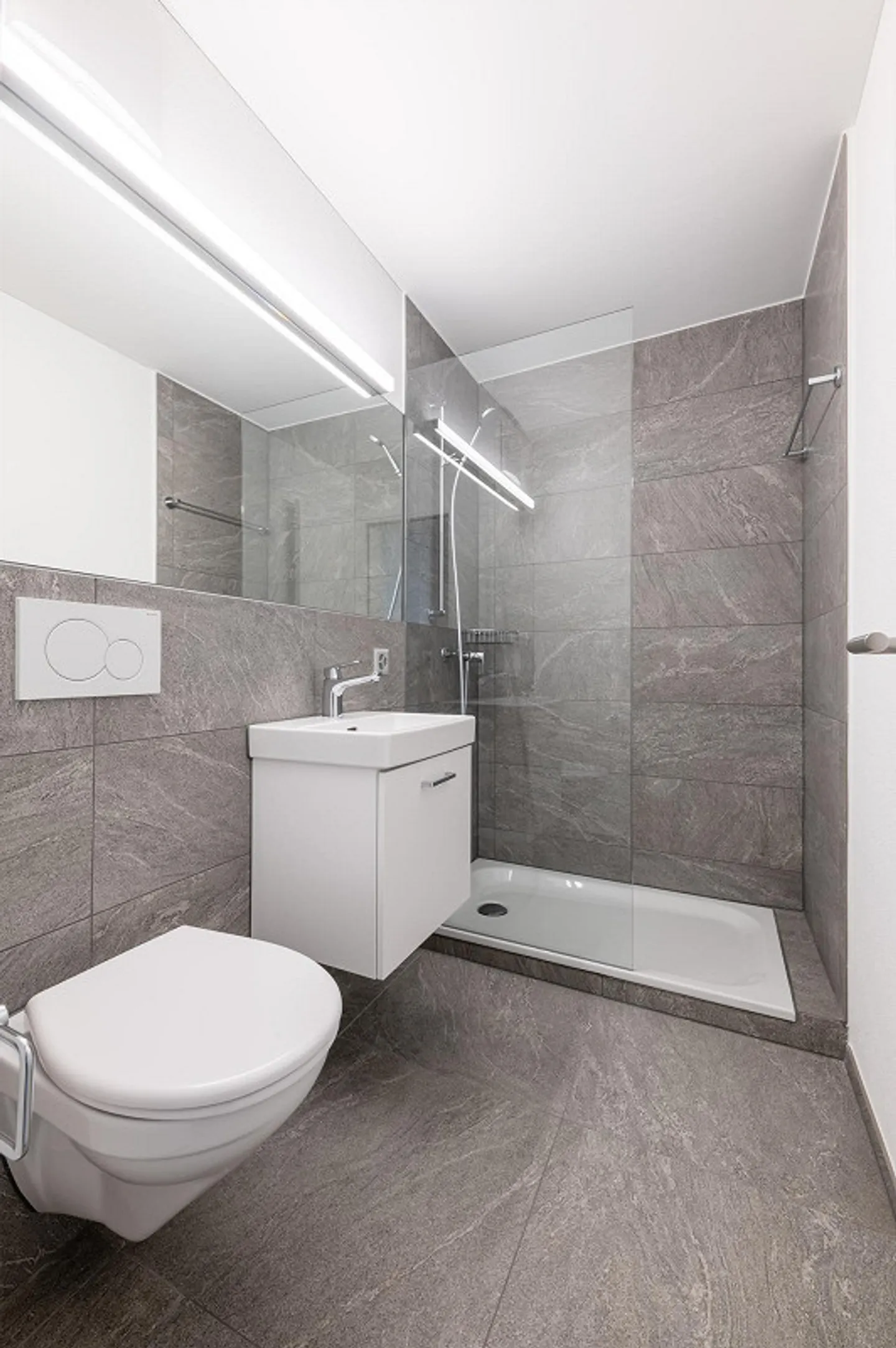Small apartment near the cantonal hospital - Photo 3 of 4