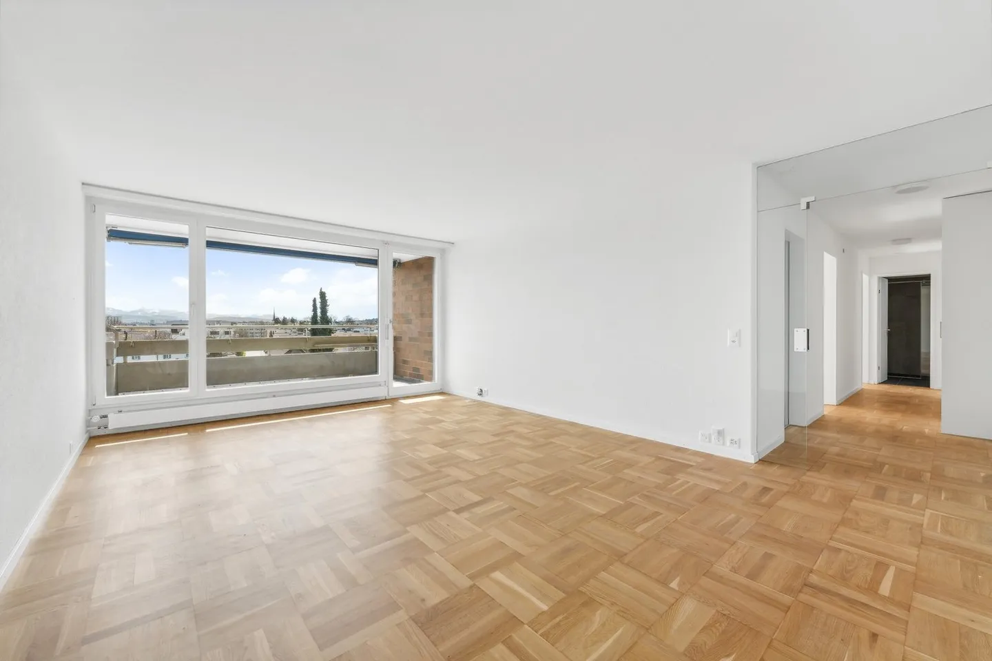Appartement 3.5 pièces au standard de propriété - Photo 2 sur 7