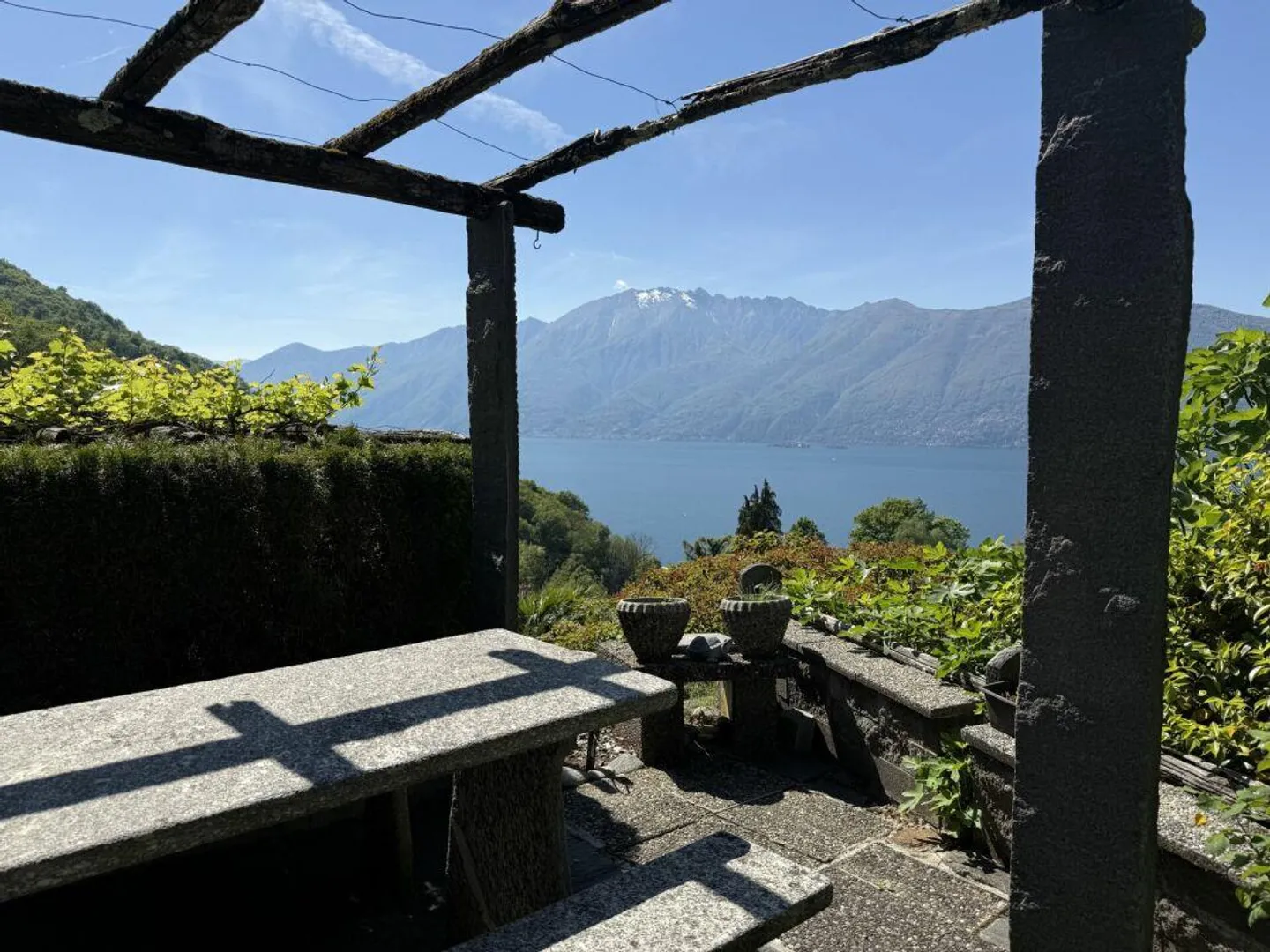 Casa angolare con bella vista sul lago - Foto 5 di 9