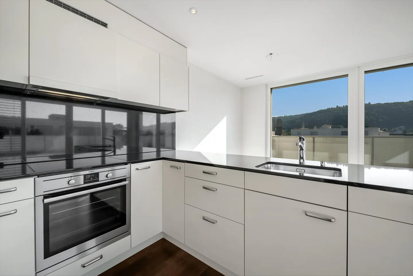 Dreamlike penthouse apartment with unique and huge terrace - Photo 6 of 13