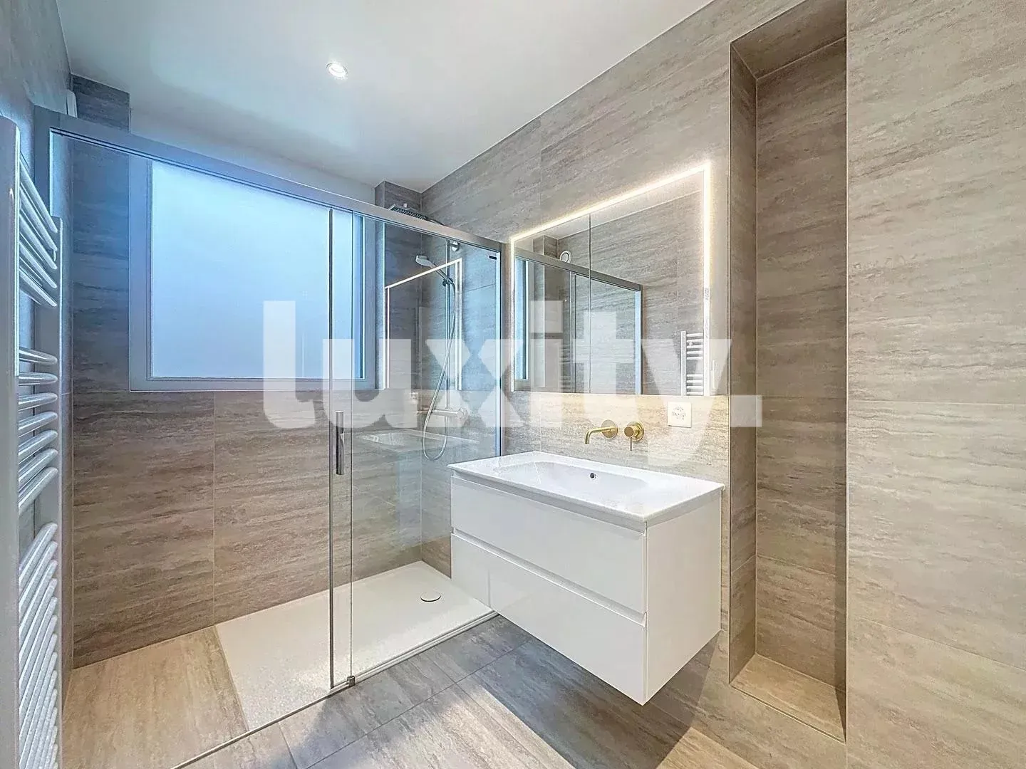 5-Zimmer-Wohnung - Foto 4 von 4