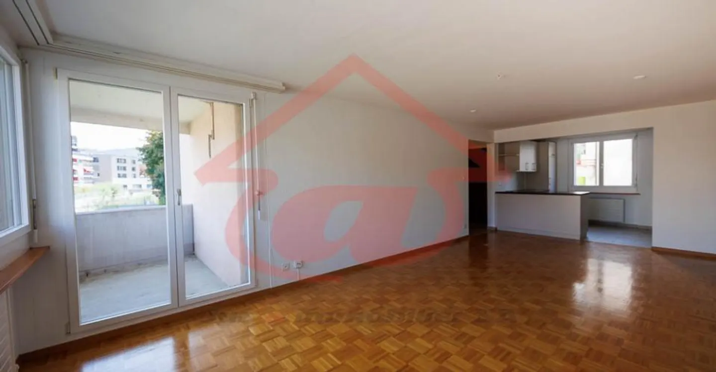 4,5-Zimmer-Wohnung im 1. Stock - Foto 2 von 17