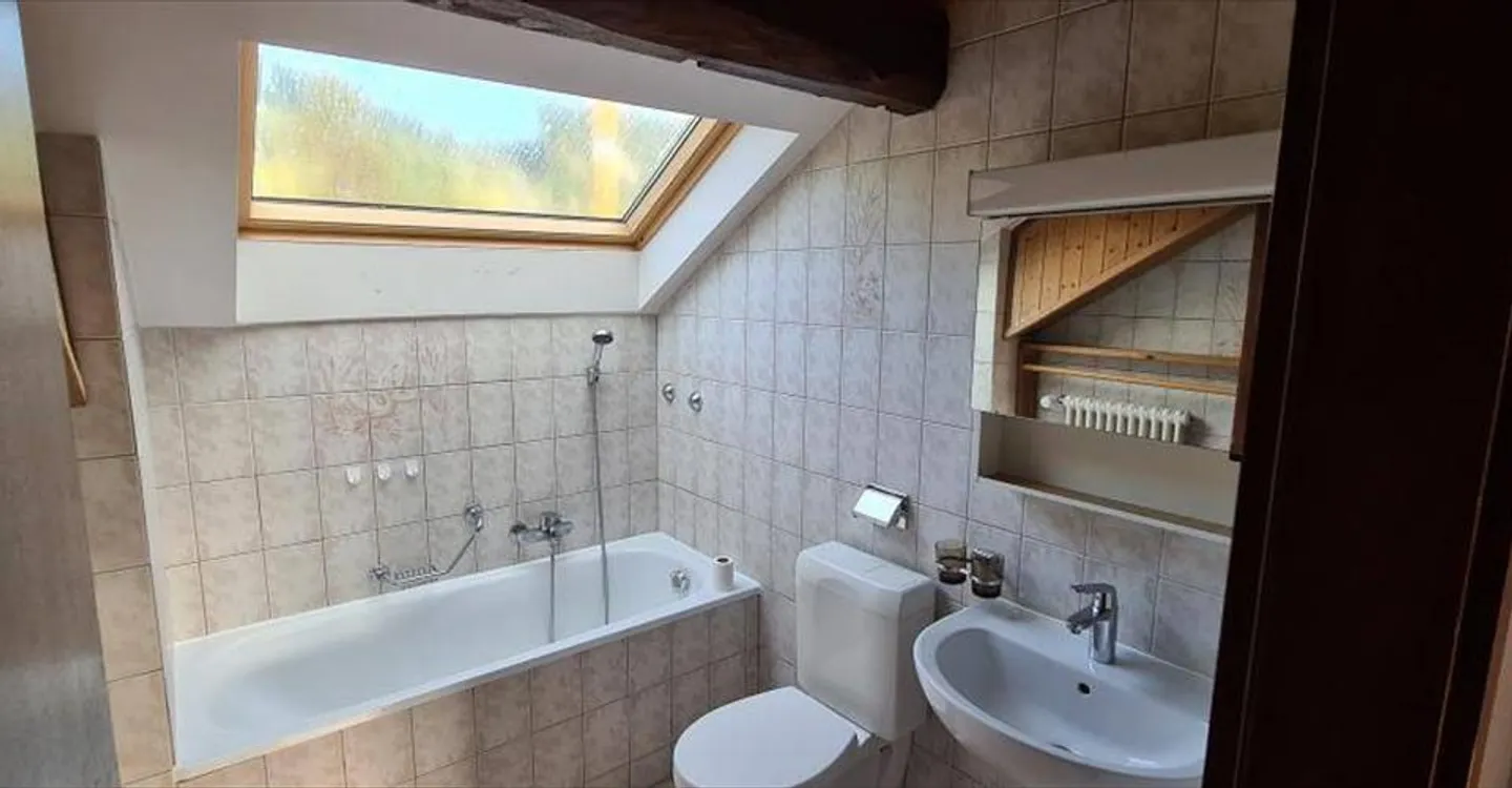 Duplex Apartment with Parking - Photo 9 of 12