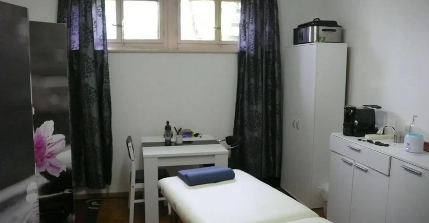 For rent in Sion, av. Ritz 22, premises on the lower ground floor - Photo 1 of 6