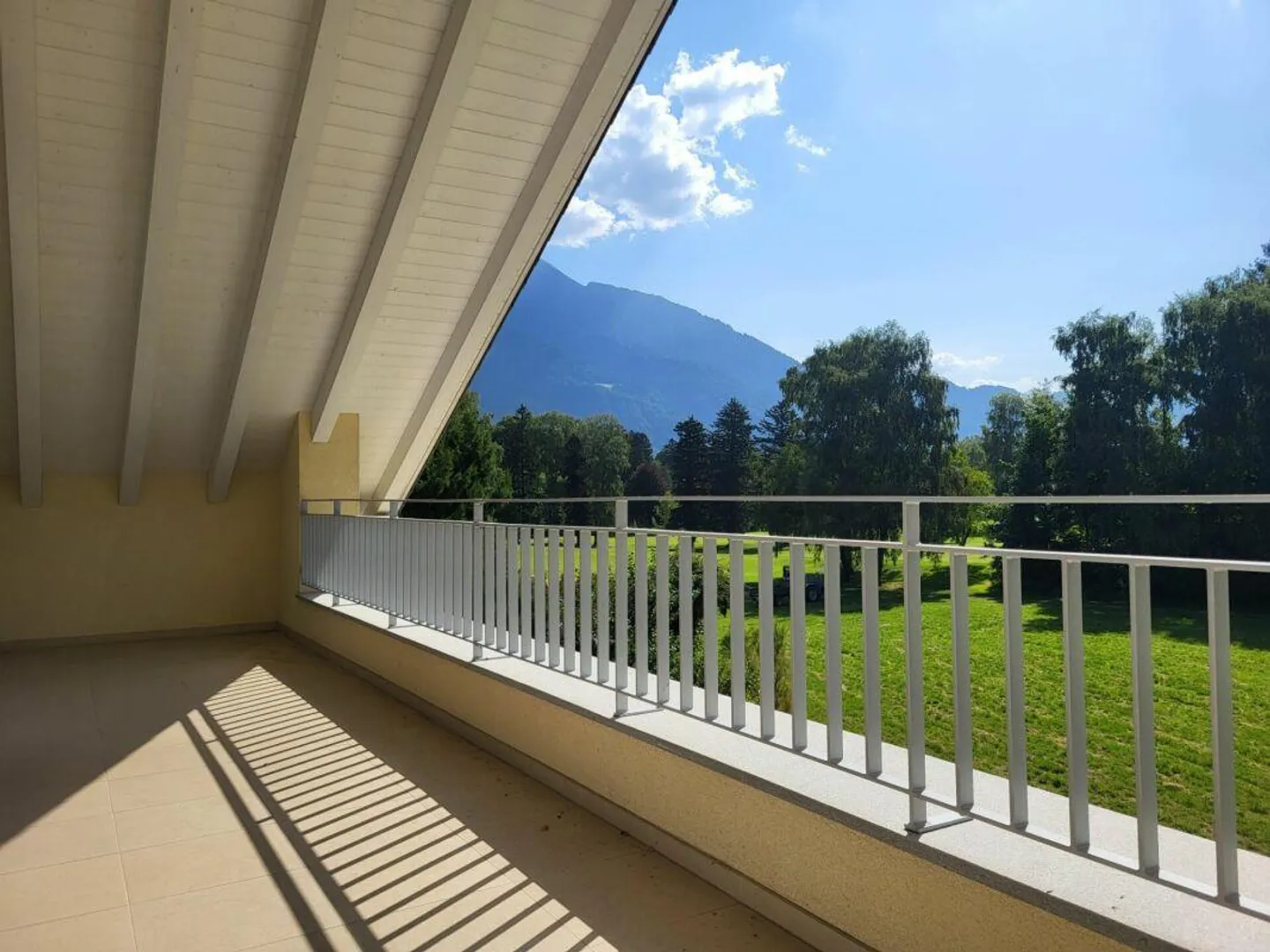 Attico di alta qualità con vista sul campo da golf - Foto 11 di 14