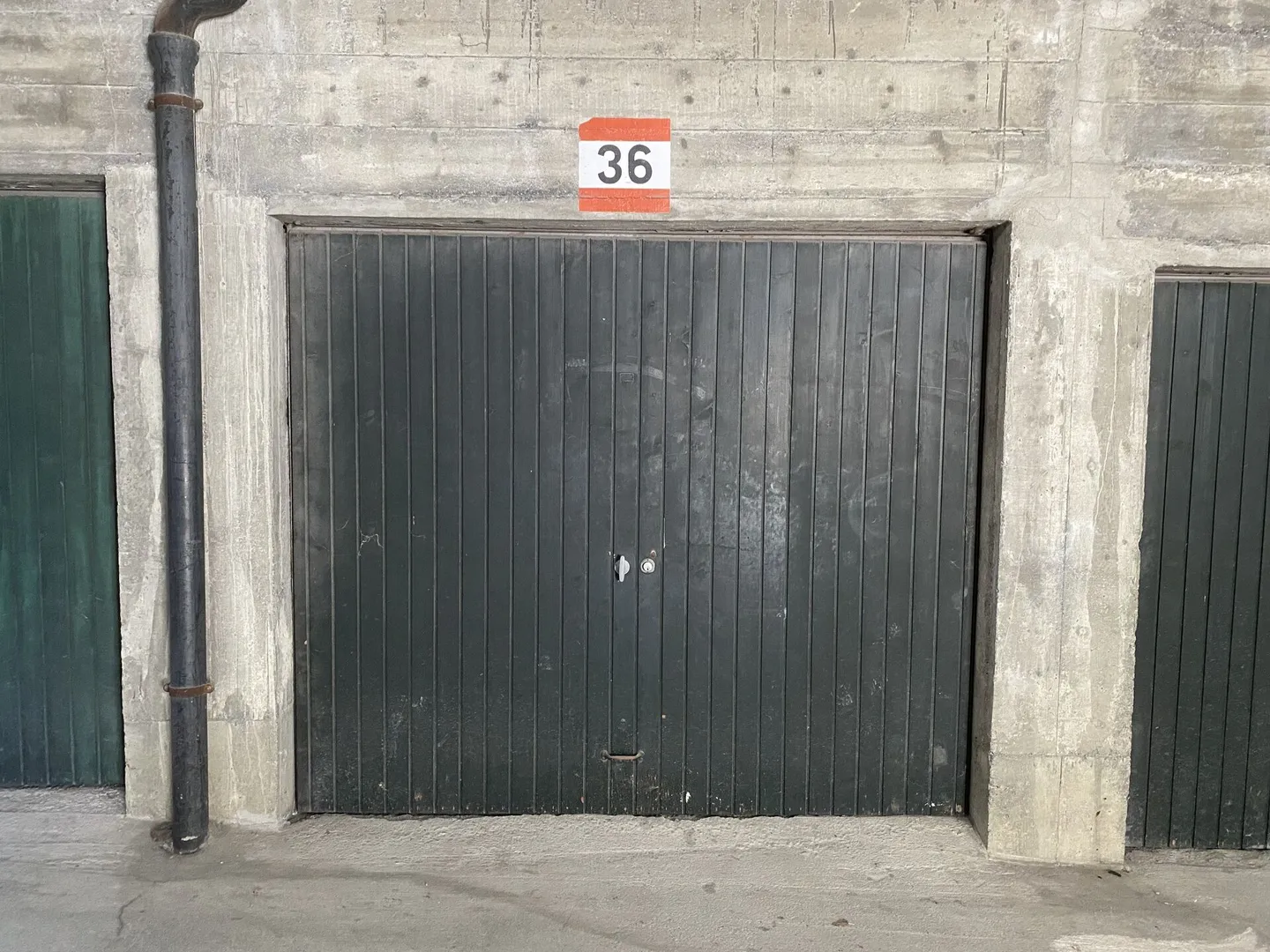 AV5 Garage 36 - Foto 1 di 4