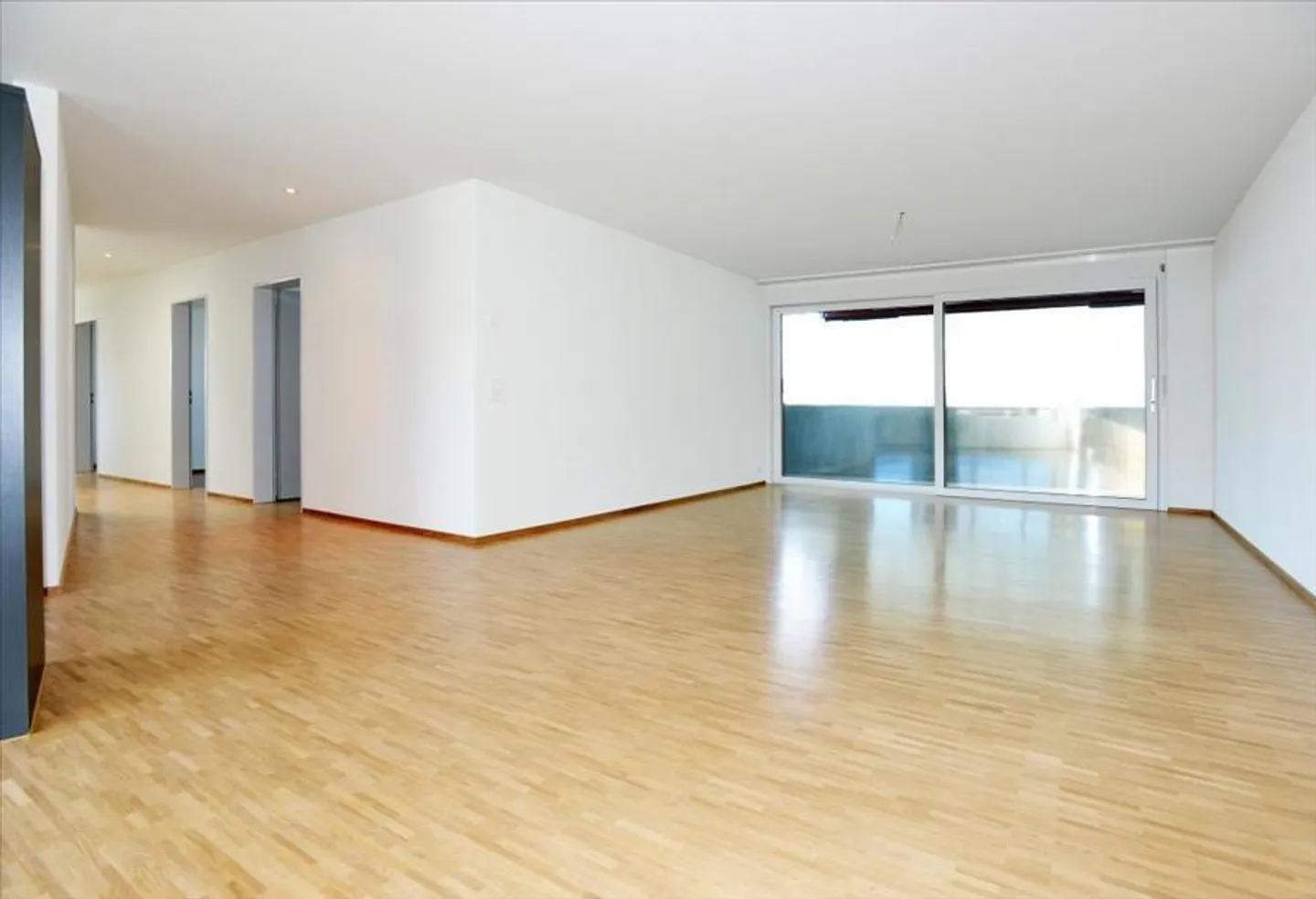 AFFITTARE SENZA DEPOSITO - in una zona residenziale tranquilla e bella - Foto 3 di 7