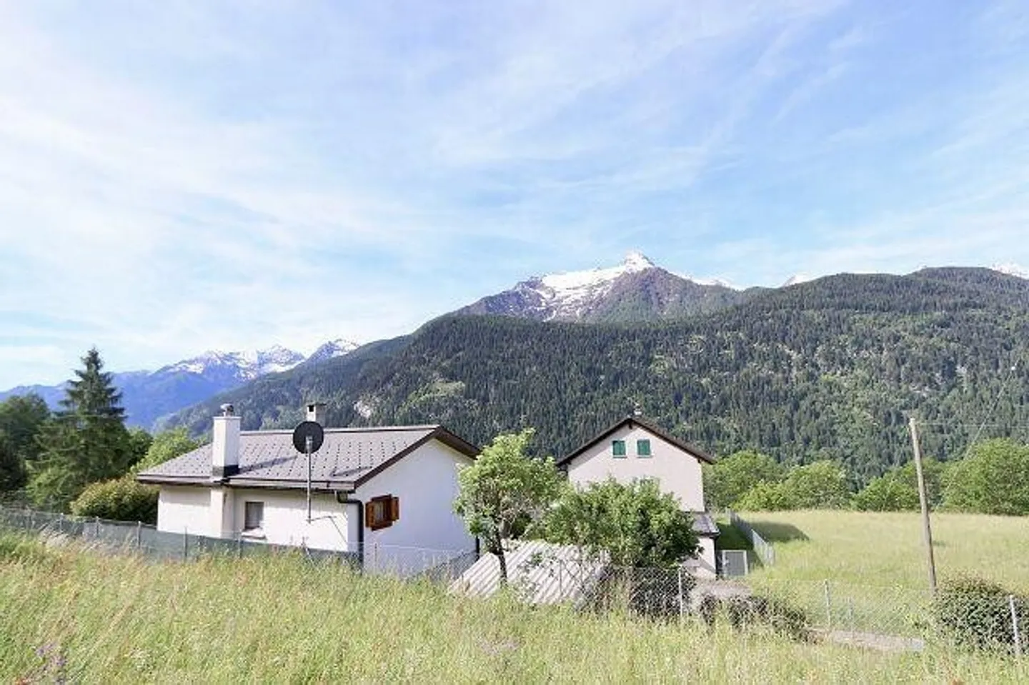 Buildable land of 584 m2 in R2 zone / Building plot of 584 m2 in R2 zone in a very quiet, sunny location - Photo 7 of 13