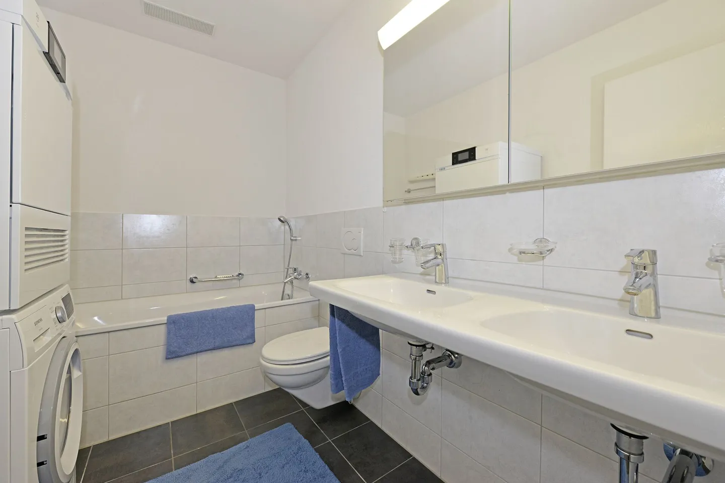 Bright 4.5-Room Garden Apartment Ideal for Families - Photo 12 of 18