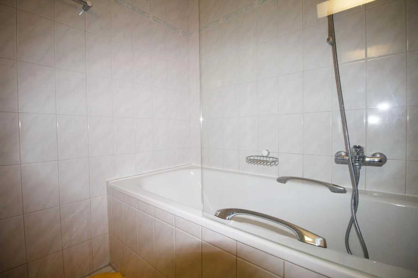 Appartamento in vendita - Foto 3 di 10