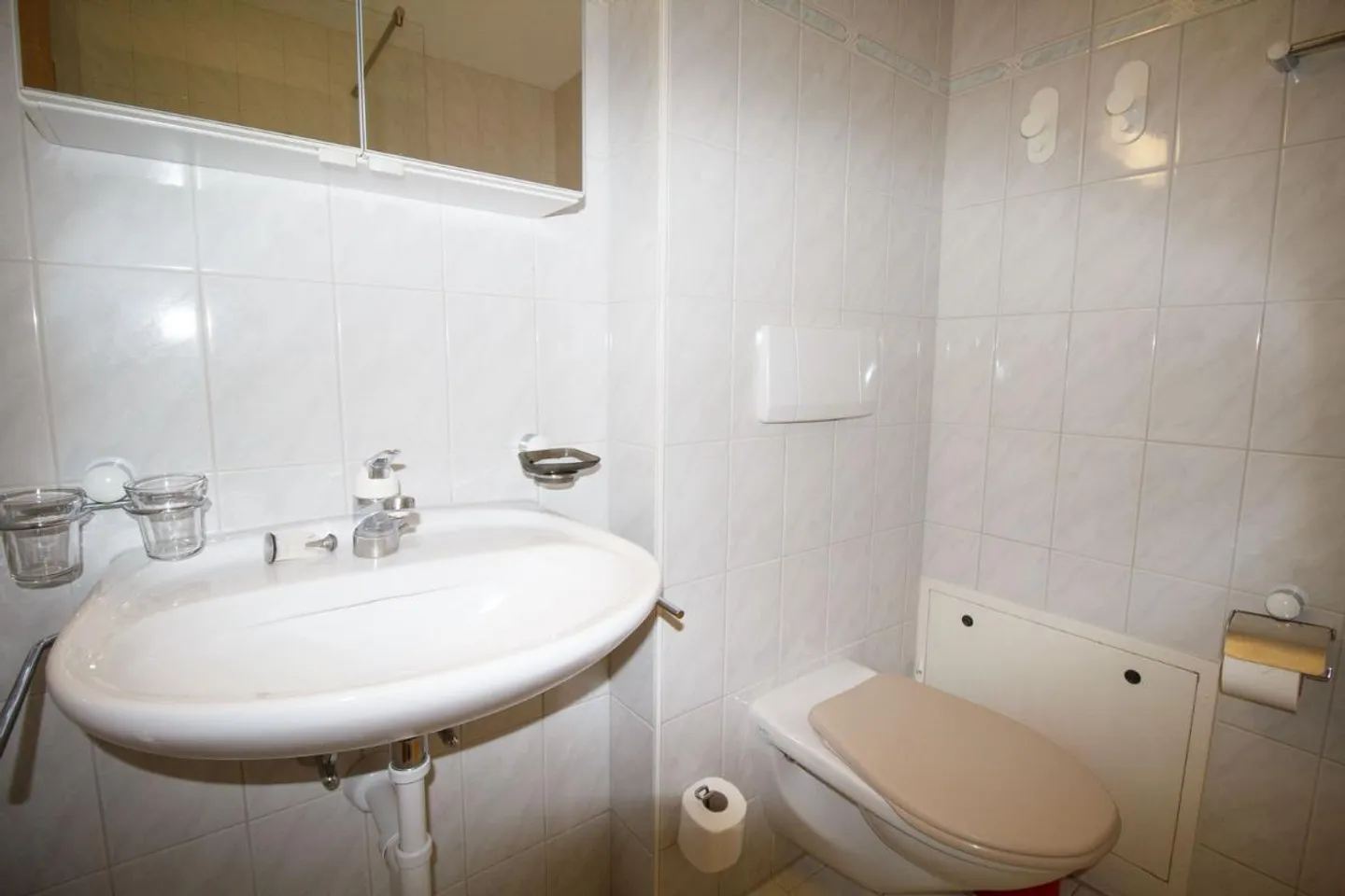 Appartamento in vendita - Foto 4 di 10