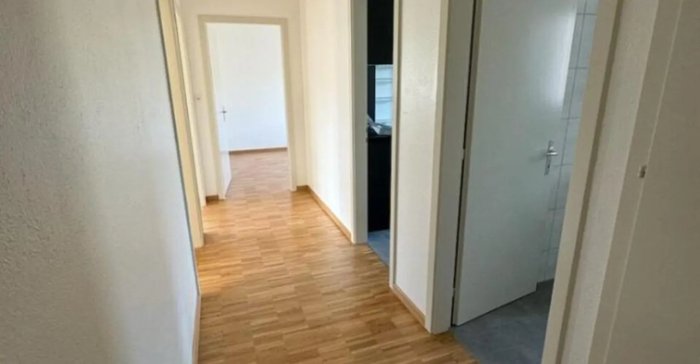 3-Zimmer-Wohnung im 1. Stock komplett renoviert - Foto 6 von 16