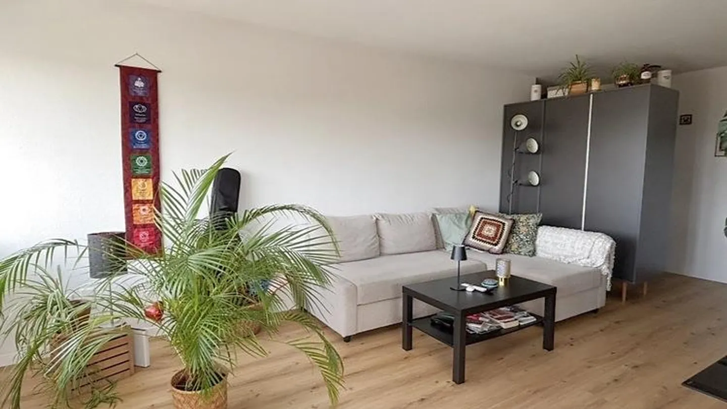 Möblierte Wohnung in Bolligen - Foto 3 von 10