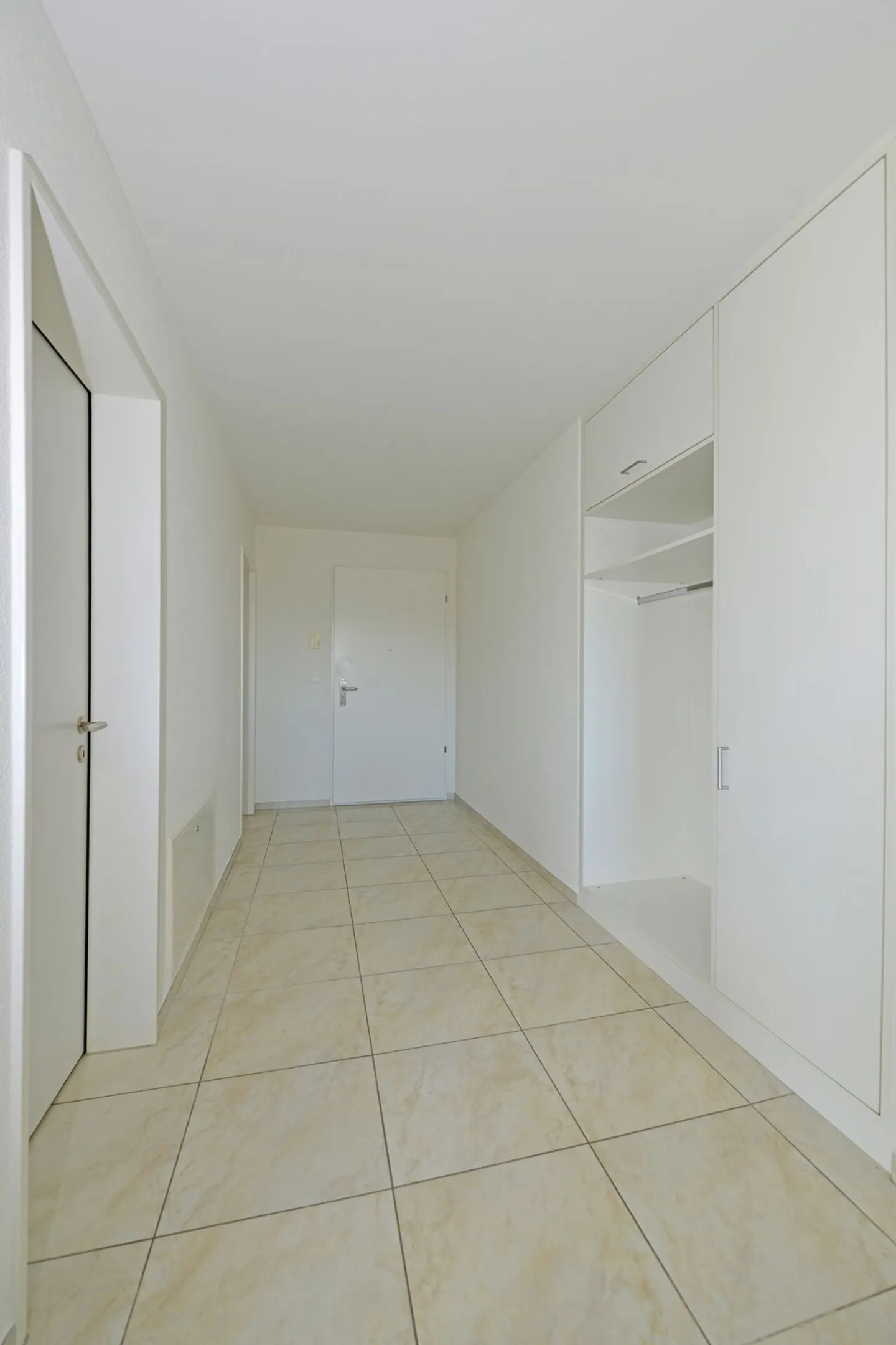 Bright 4.5-Room Garden Apartment Ideal for Families - Photo 14 of 18