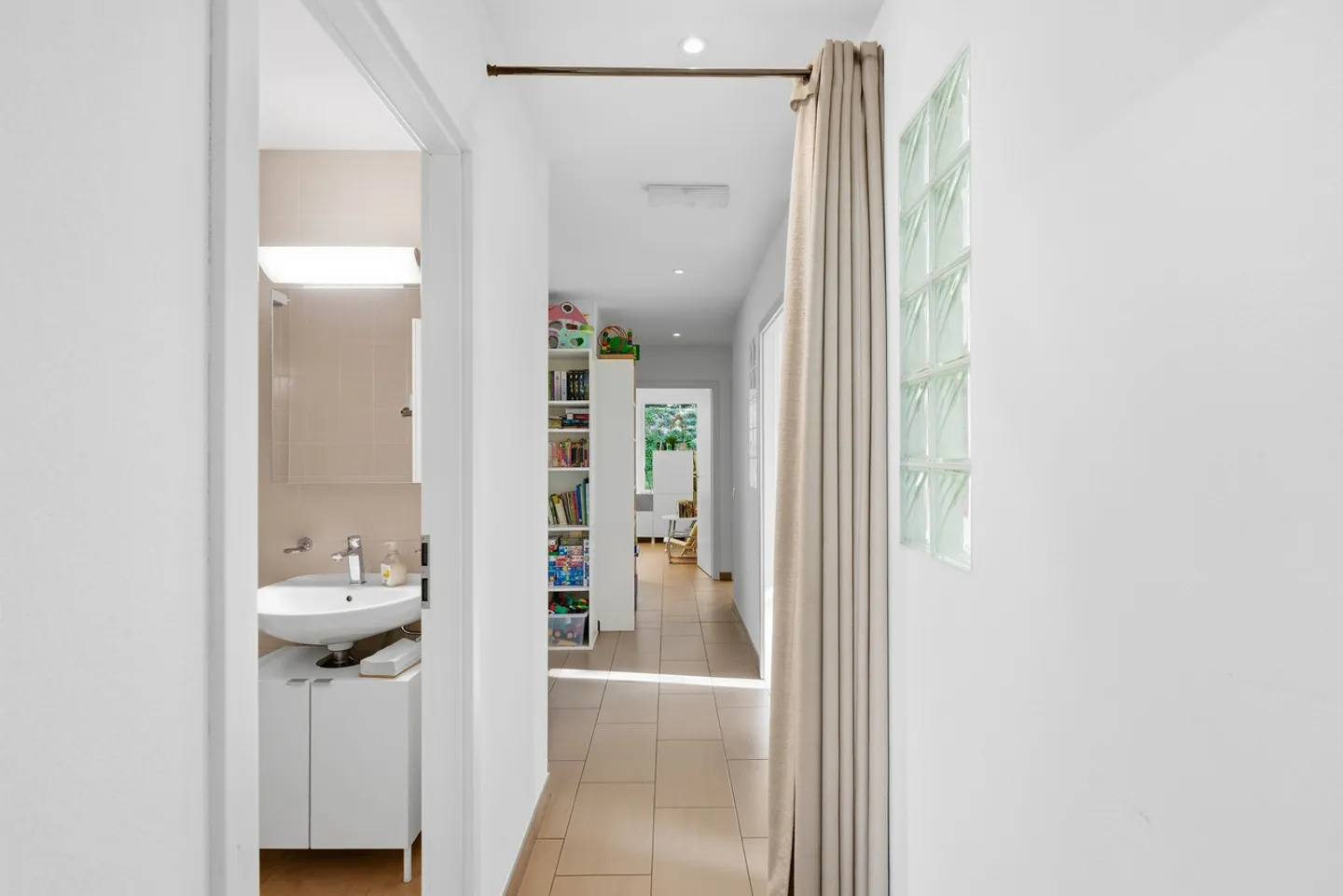 Gewerbefläche in Morges - Foto 4 von 11