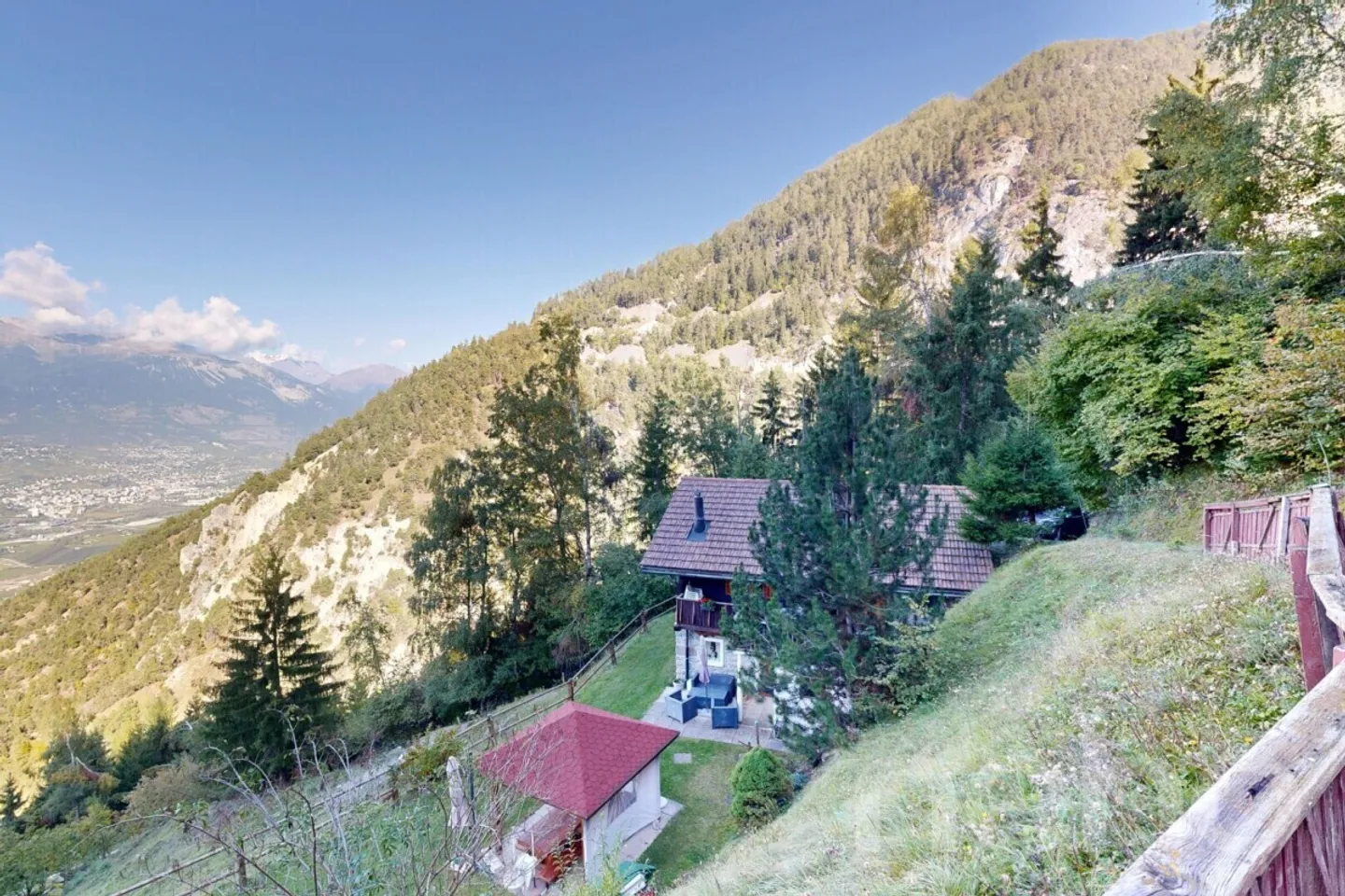 Charming chalet in excellent condition - Photo 3 of 12