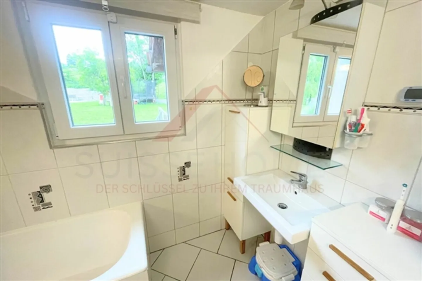 Stylish House for Large Family 14.5 Rooms, Harmony & Privacy - Photo 16 of 20