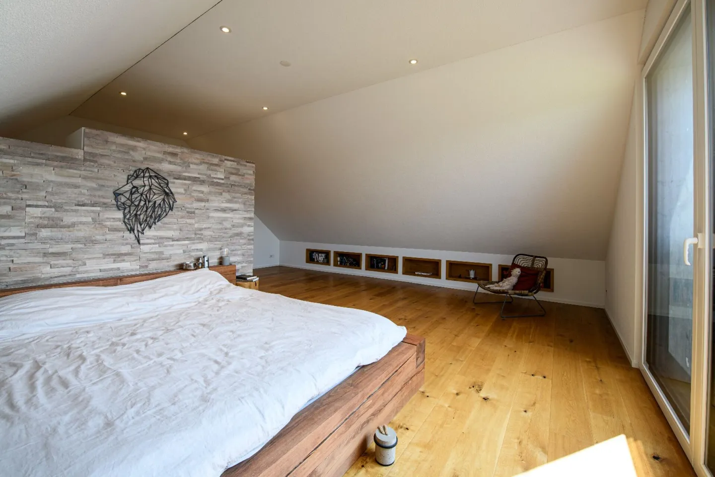 Appartement en duplex lumineux avec vue fantastique - Photo 4 sur 9