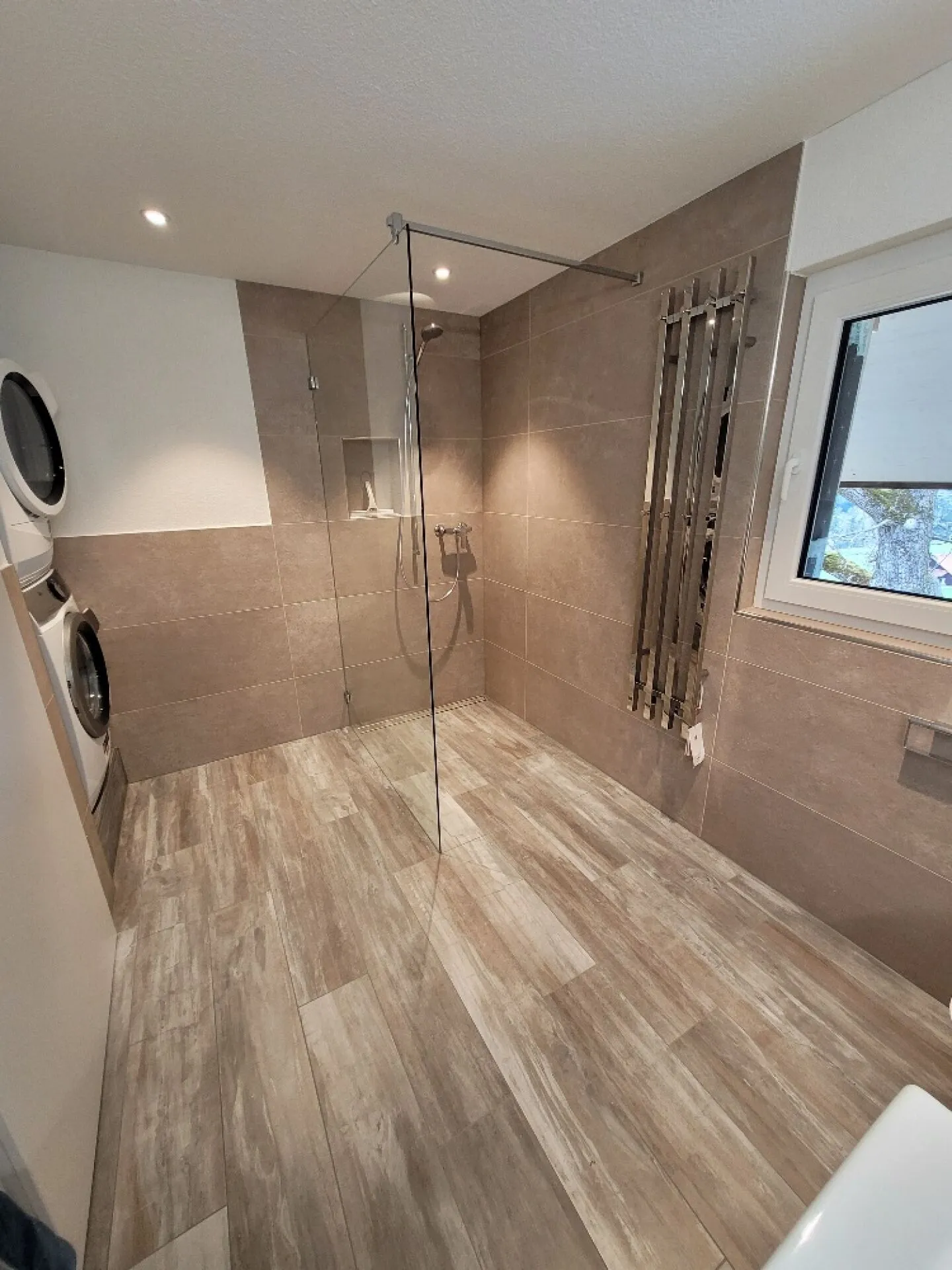 Appartement en duplex lumineux avec vue fantastique - Photo 7 sur 9